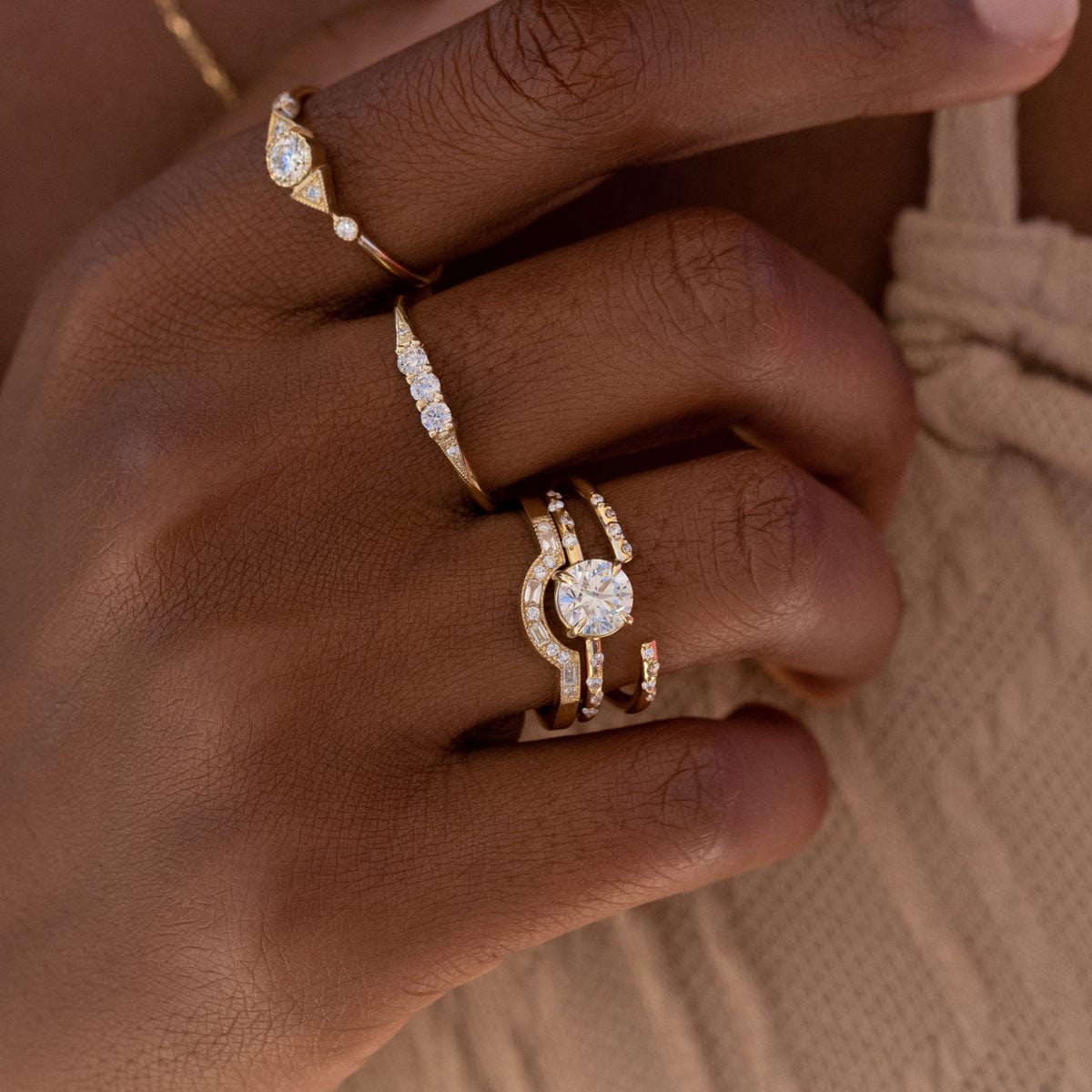 Diamond Staccato Arch - Elegant and Durable Jewelry for Women, Perfect for Weddings, Parties, and Special Occasions