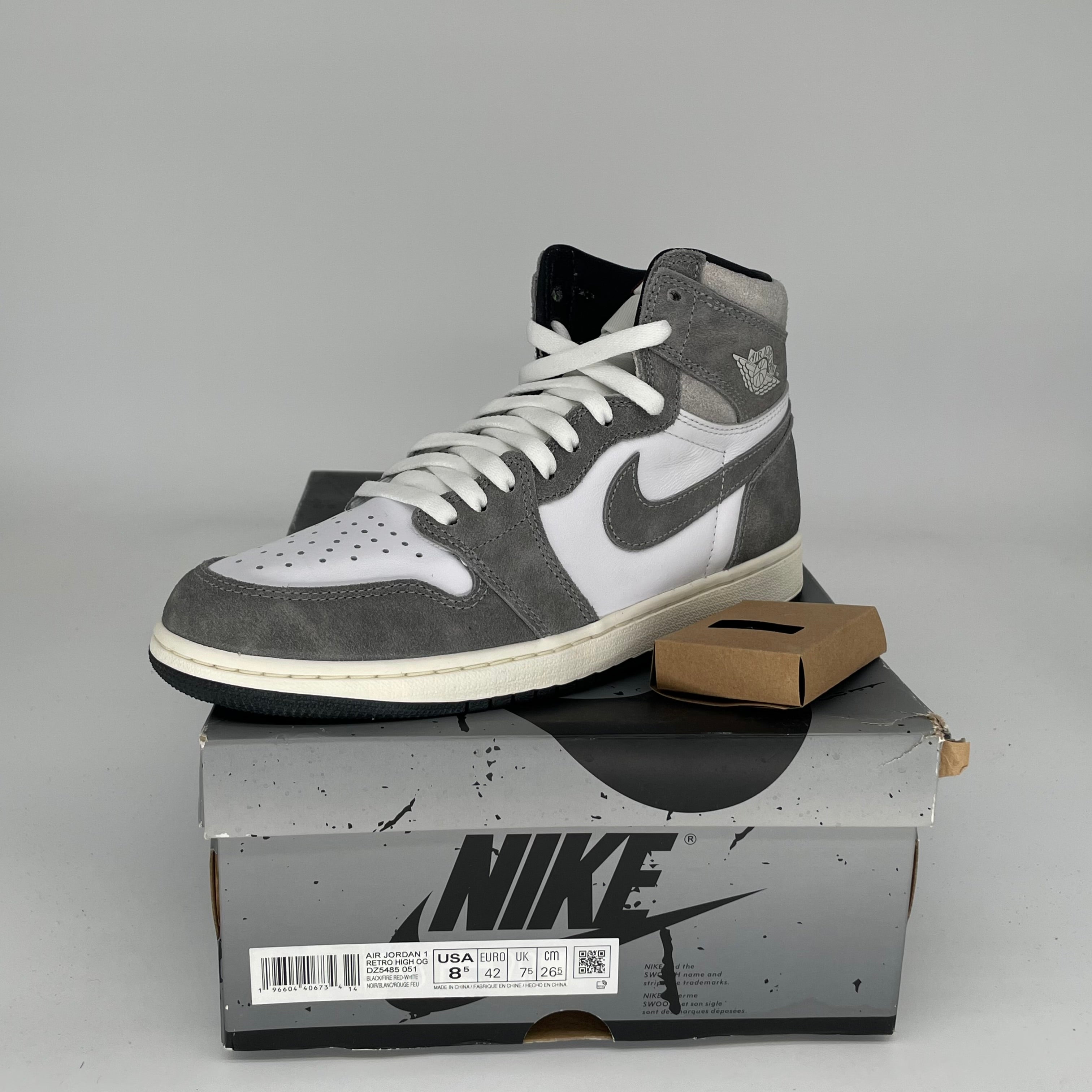 **AIR JORDAN 1 WASHED BLACK MEN'S SNEAKERS SIZE 8.5 DZ5485-051 – Perfect for Casual Wear, Street Style & Sneaker Collectors**