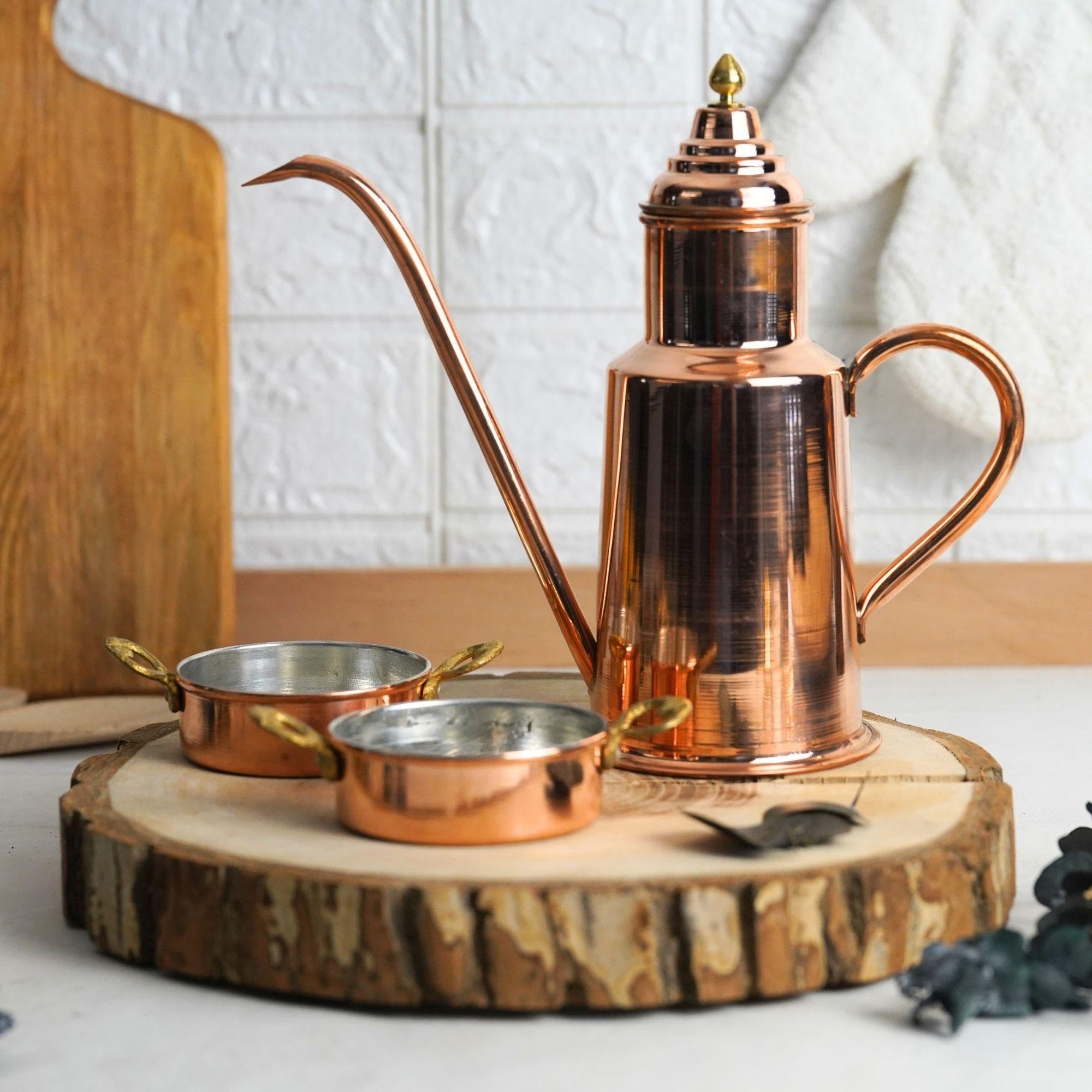 Handcrafted 600ml Solid Copper Olive Oil Dispenser Bottle with Brass Crown - Premium Oil Dipping Set for Kitchen & Dining | 100% Pure Copper | Perfect for Cooking, Salad Dressing & Bread Dipping