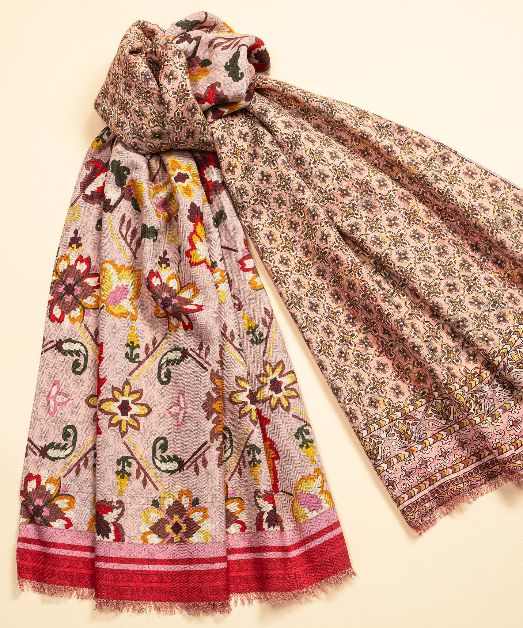 Bohemian Tapestry Wrap - Stylish & Versatile Scarf for Women - Perfect for Beach, Festival, Yoga & Home Decor