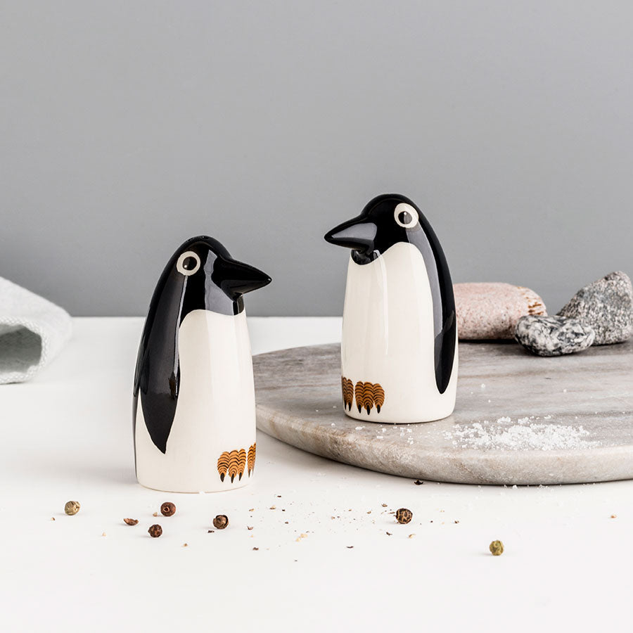 Handmade Ceramic Penguin Salt and Pepper Shakers Set of 4 - Cute Kitchen Decor for Dining Table, Housewarming Gift, Christmas Present