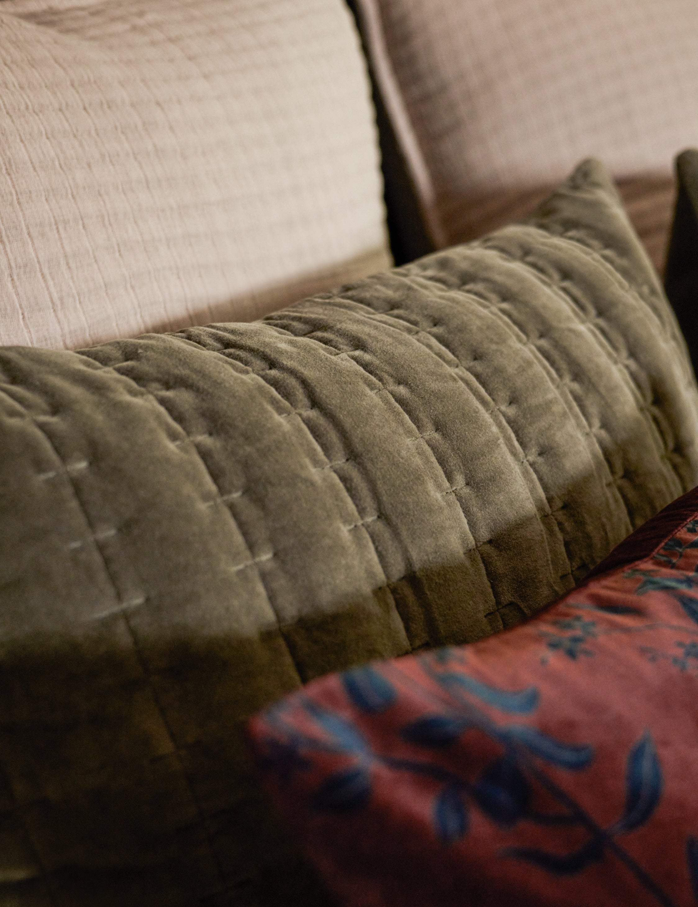 Anderson Velvet Quilted Sham Pillow Cover - Luxurious Soft Bedding for Queen/King Size - Perfect for Home Decor, Bedroom Upgrade & Cozy Nights