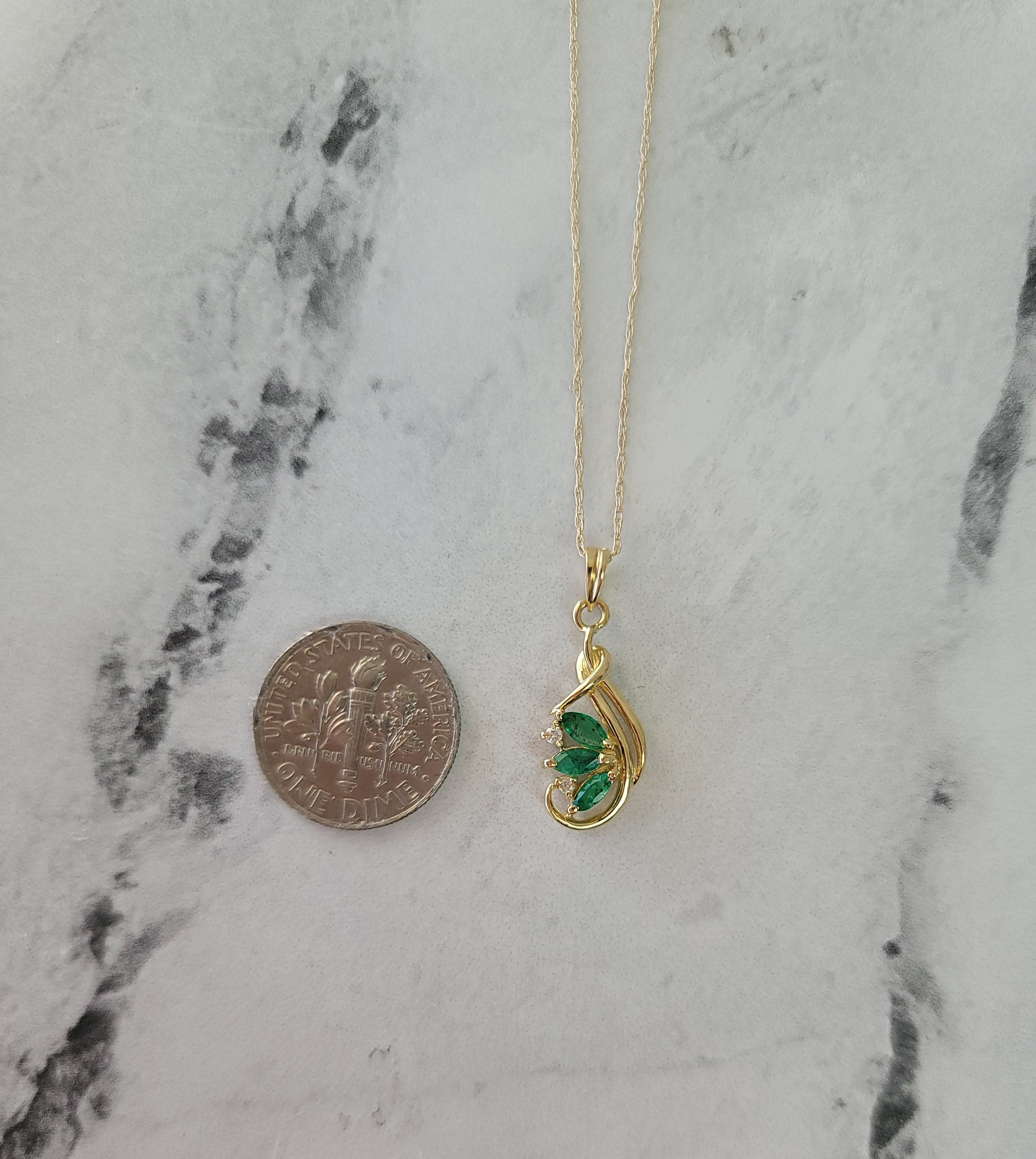 Exquisite Marquise Emerald and Diamond Pendant Necklace for Women - Elegant Jewelry Gift for Wedding, Anniversary & Special Occasions