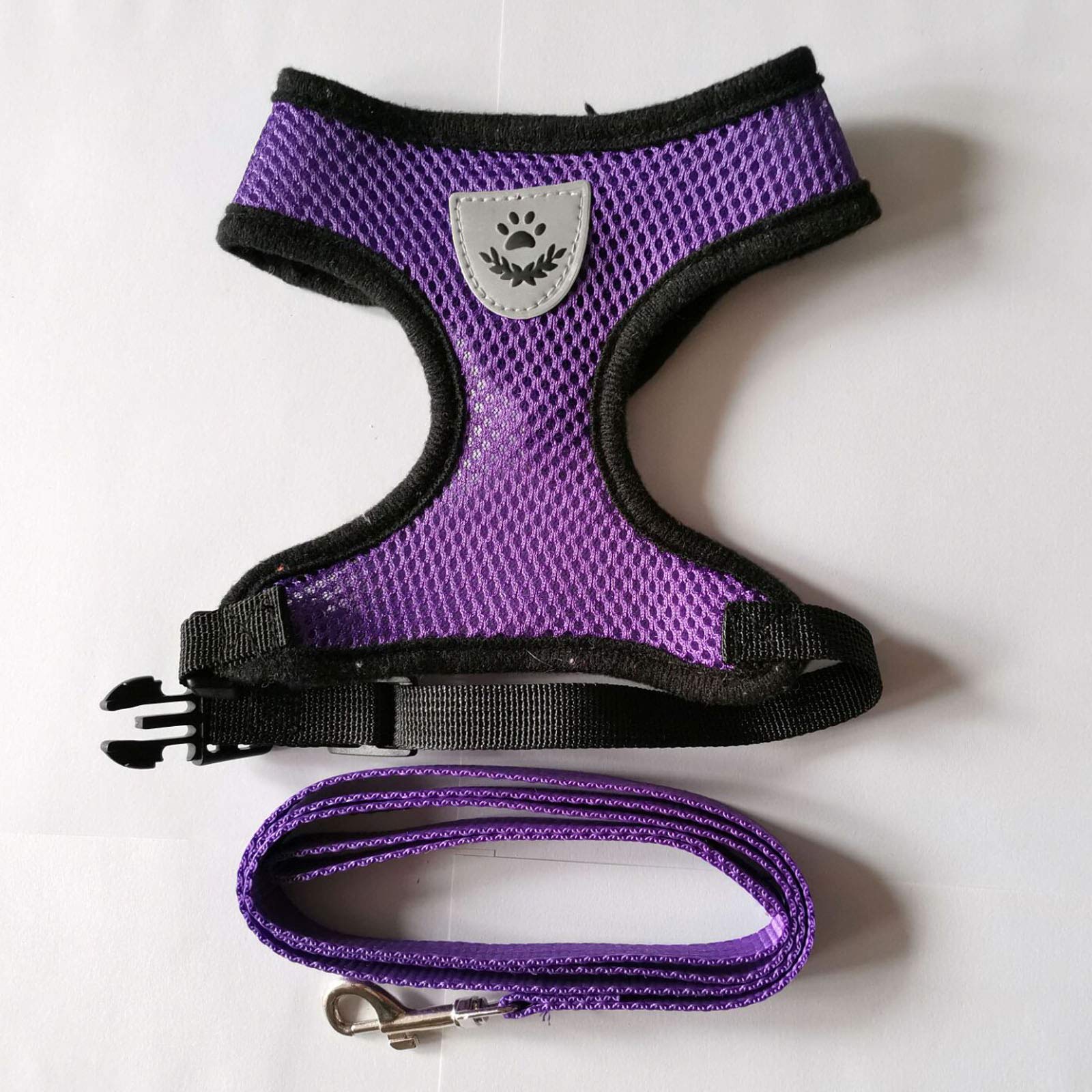 HESUILONG Adjustable Puppy Leash and Harness Set for Small Dogs - Perfect for Walking, Training & Outdoor Adventures