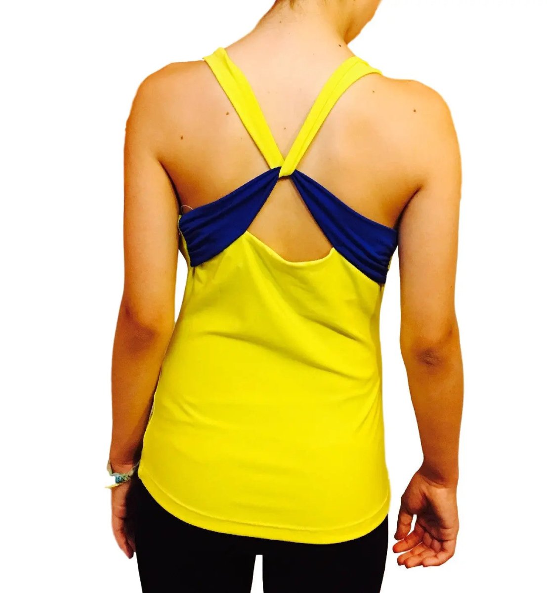 Fila Women's Do The Twist Tank Top - Breathable Workout Shirt for Yoga, Running & Gym - Comfortable Athletic Wear for Active Lifestyles