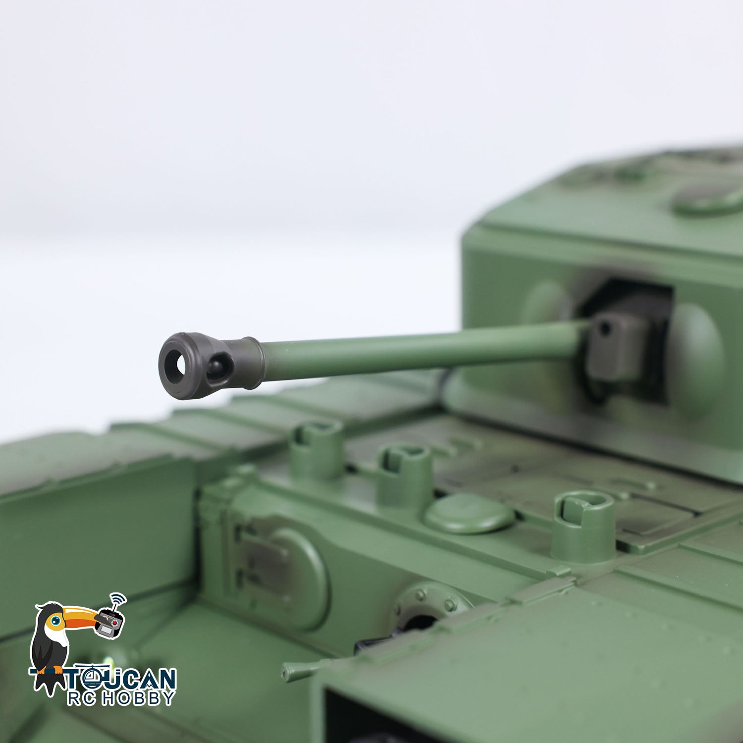 1/16 Tongde RC Battle Tank Churchill Mk.VII Electric Remote Control Military Vehicle - US Stock - Perfect for Wargaming, Collectors & Outdoor Play