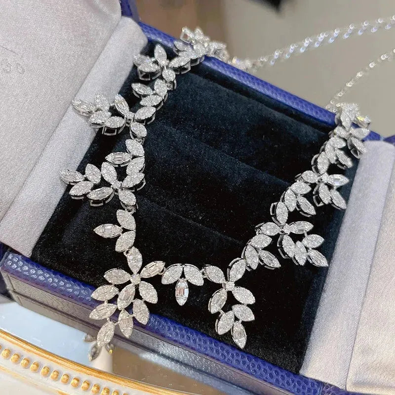 18K White Gold 4ct H Real Diamond Olive Leaf Necklace for Women - Elegant Luxury Jewelry Gift for Banquet, Party & Special Occasions