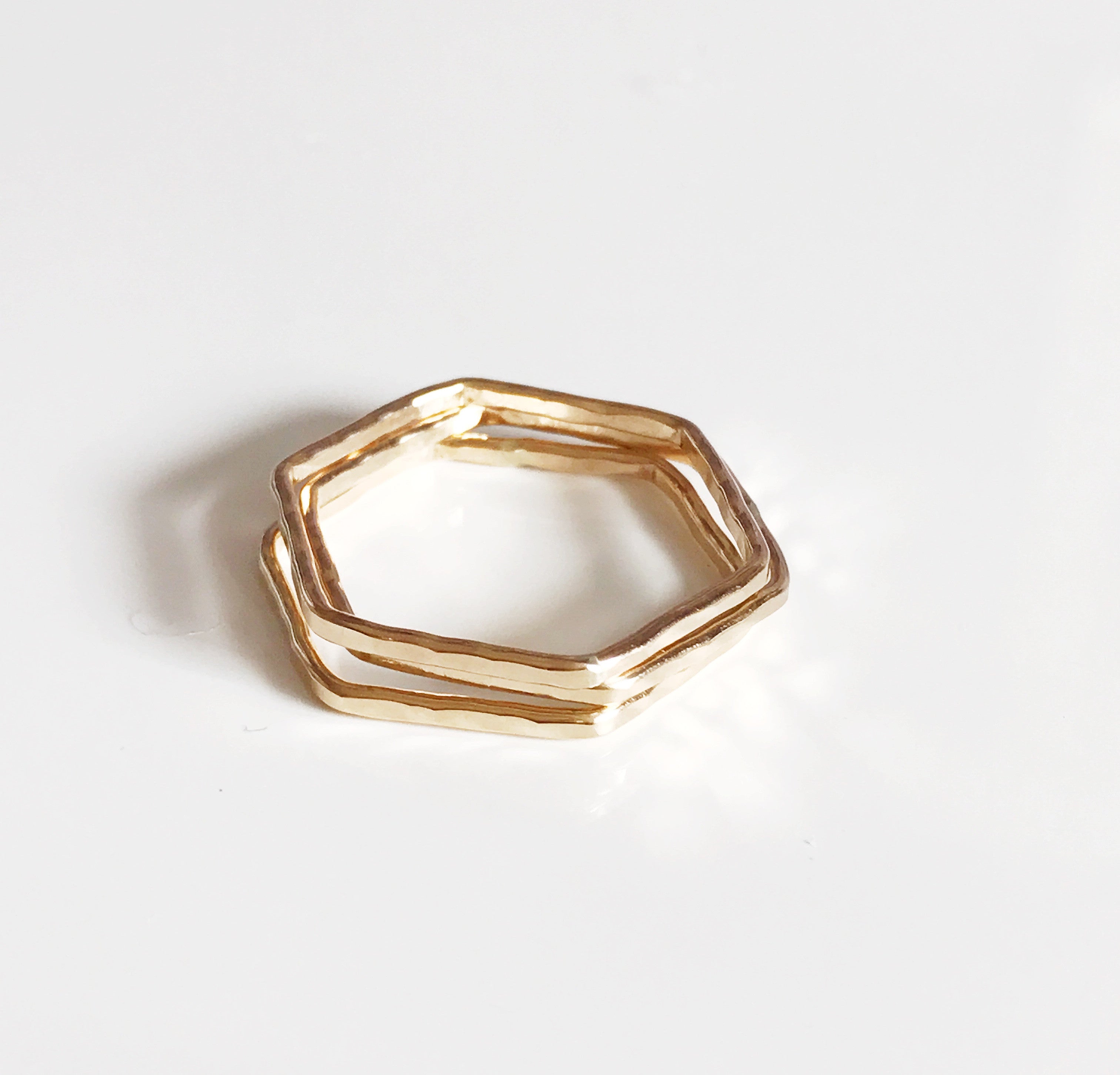 RITA (R162) Ring - Elegant & Stylish Jewelry for Women - Perfect for Weddings, Parties & Everyday Wear