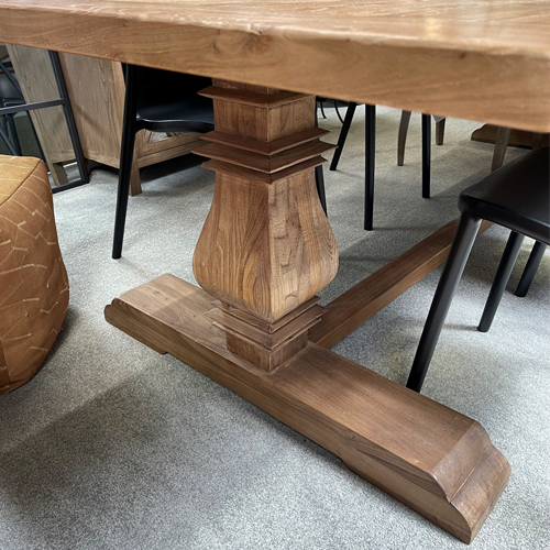 Madrid Dining Table 200cm - Modern Wooden Dining Table for 6-8 People - Perfect for Family Dinners & Entertaining Guests