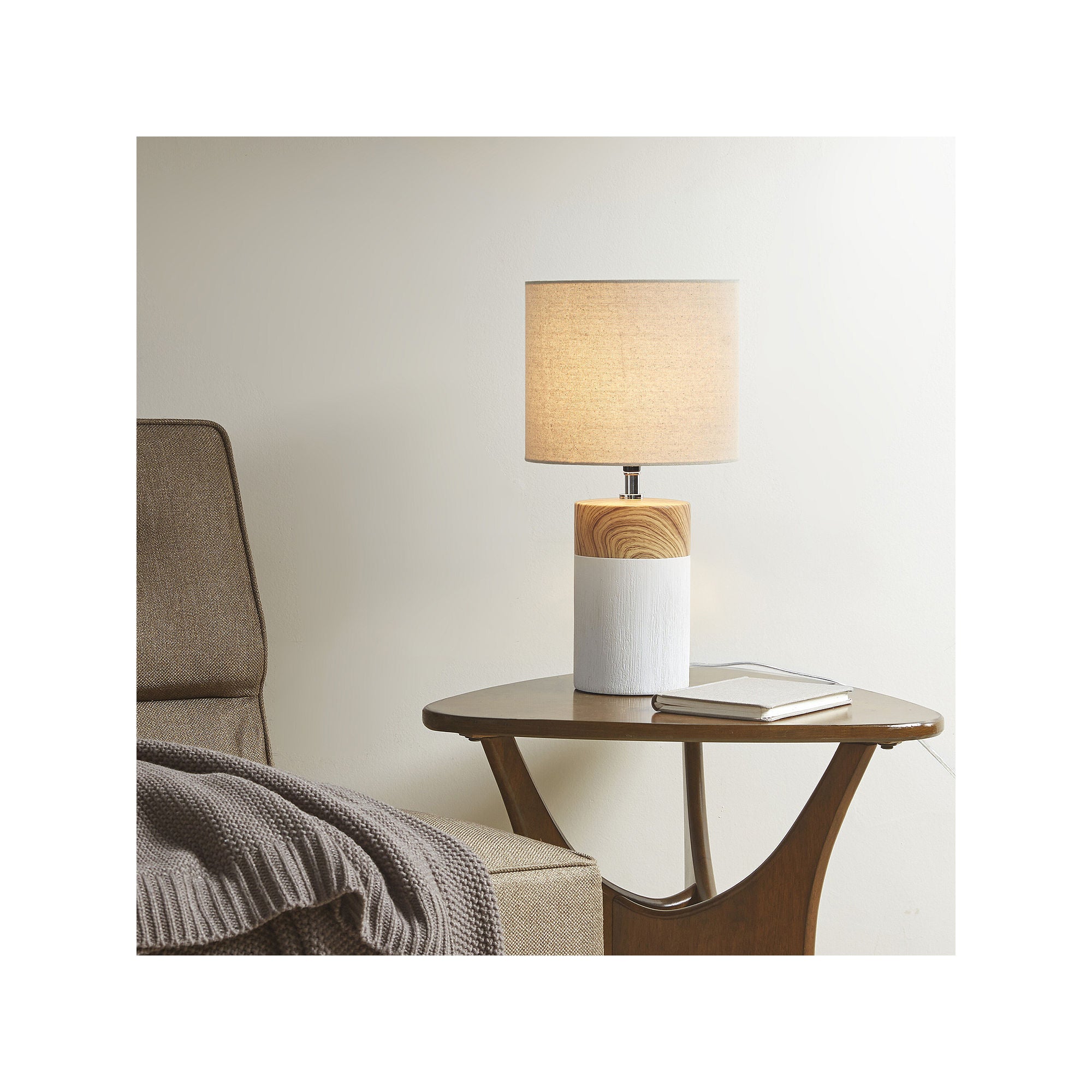 Nicolo Textured Ceramic Table Lamp - White - Modern Home & Office Decor - Perfect for Bedroom, Living Room, or Workspace Lighting