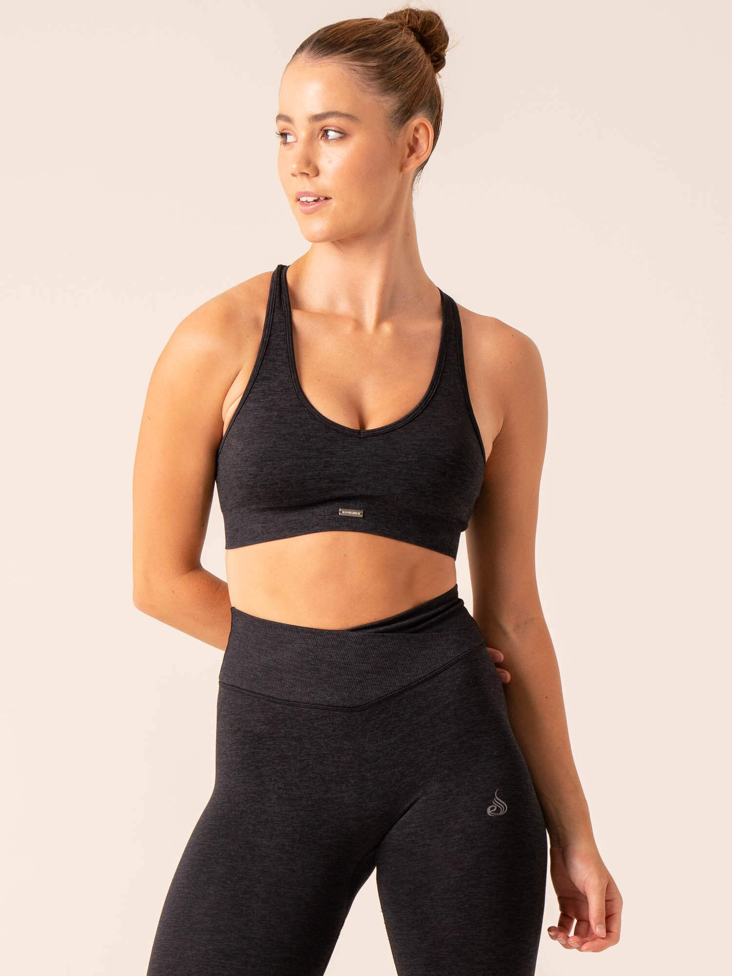 Focus Seamless Sports Bra for Women - High Support Workout Top - Breathable & Comfortable Yoga Bra - Black Marl - Perfect for Running, Gym & Activewear