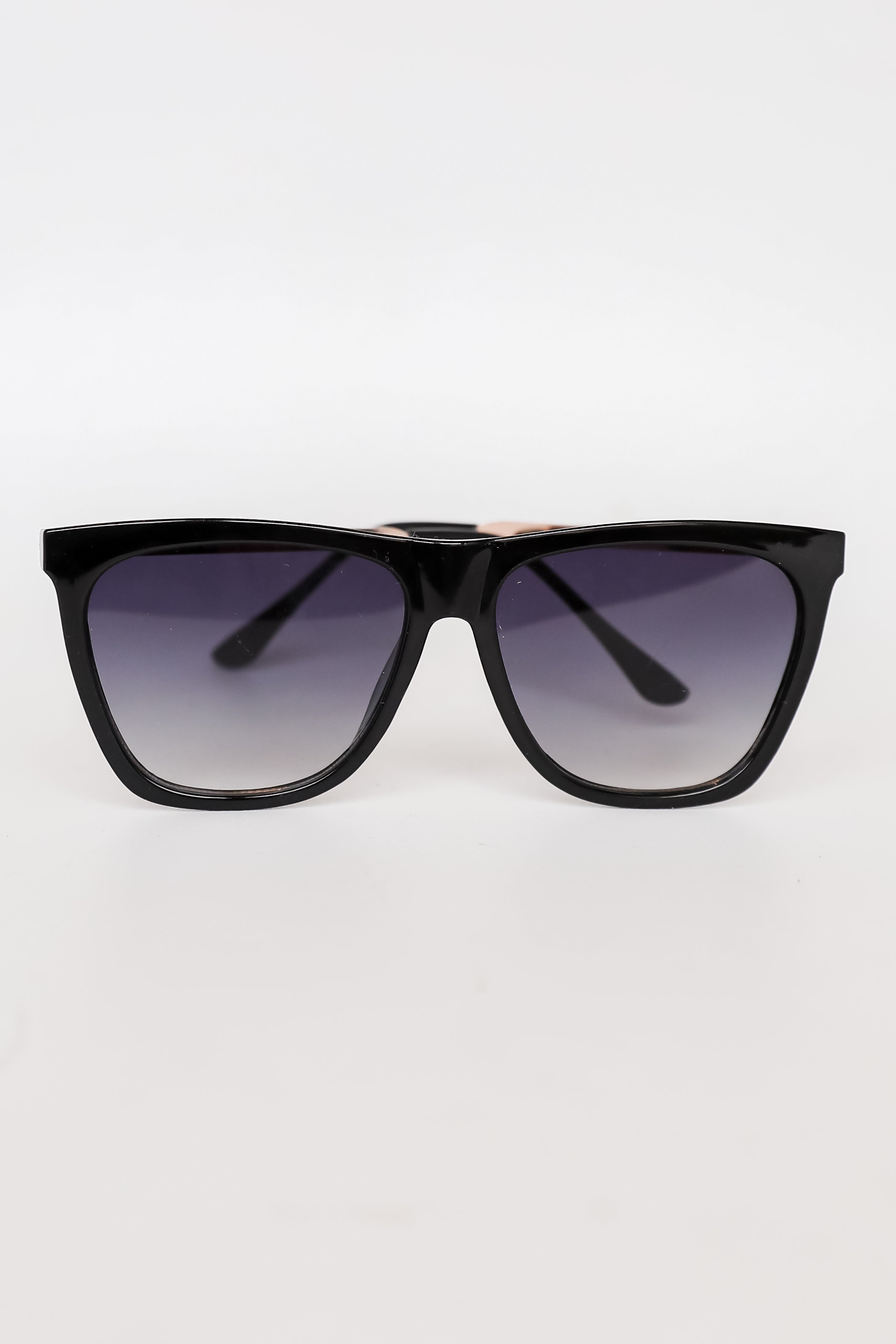 Stylish Square Sunglasses for Men & Women - UV Protection, Polarized, Trendy Fashion - Perfect for Outdoor Activities, Beach, Driving & Travel