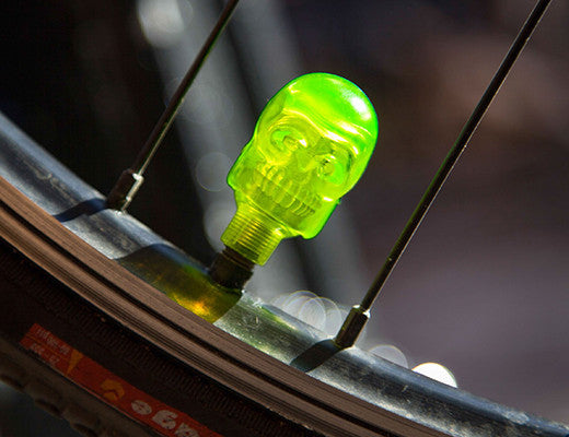 Kikkerland Skull Valve Lights - Set of 2 LED Halloween Decorations for Home, Party, and Outdoor Use - Spooky Lighting for Haunted Houses, Themed Events, and Nighttime Ambiance