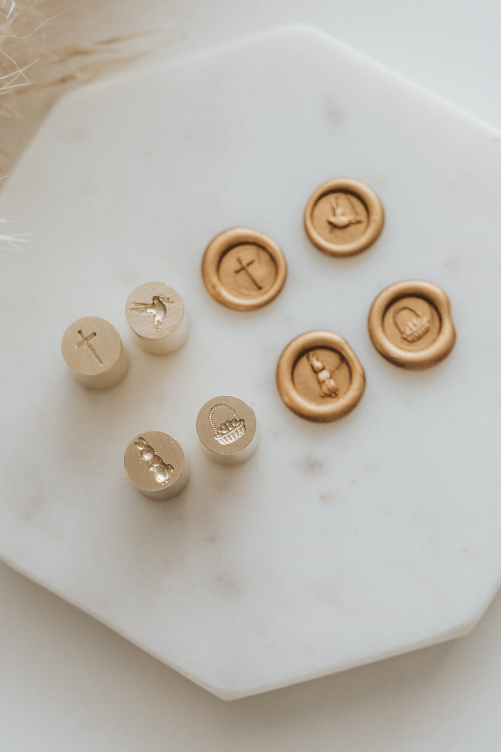Bunny and Eggs Mini Wax Seal Stamp Set - Vintage Style for DIY Scrapbooking, Wedding Invitations, and Gift Wrapping - Perfect for Easter, Spring Crafts & Handmade Greeting Cards