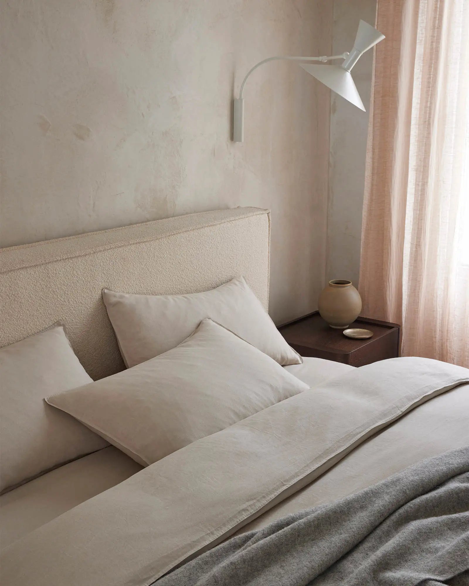 Ravello Quilt Cover Set - Bone White Luxury Bedding - Soft & Breathable Cotton Duvet Cover for Queen/King Size - Perfect for Master Bedroom, Guest Room & Cozy Home Decor