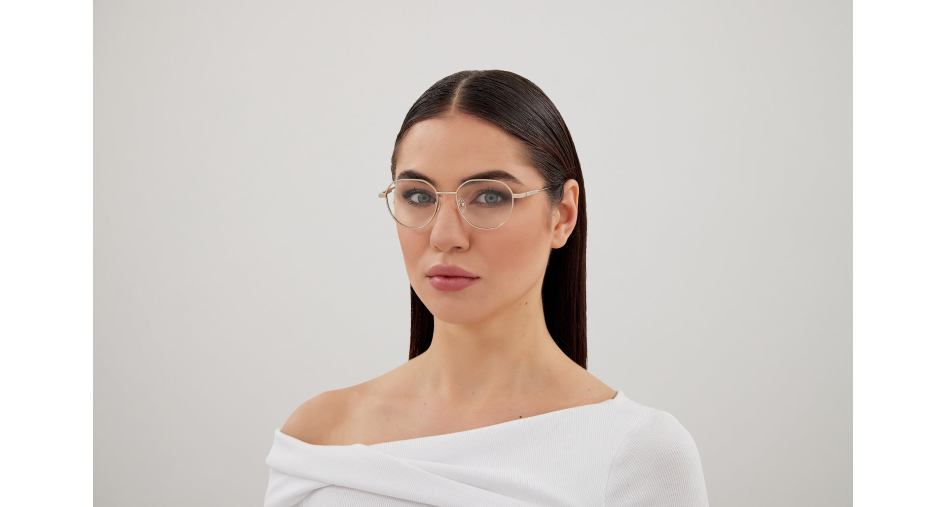 Alexander McQueen AM0479O Sunglasses - Luxury Designer Shades for Women & Men | UV Protection, Fashionable & Stylish | Perfect for Outdoor Activities, Travel & Everyday Wear