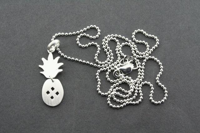 2 Piece Pineapple Pendant Necklace with 45cm Ball Chain - Tropical Jewelry Gift for Women, Perfect for Summer Outfits & Beach Vacations