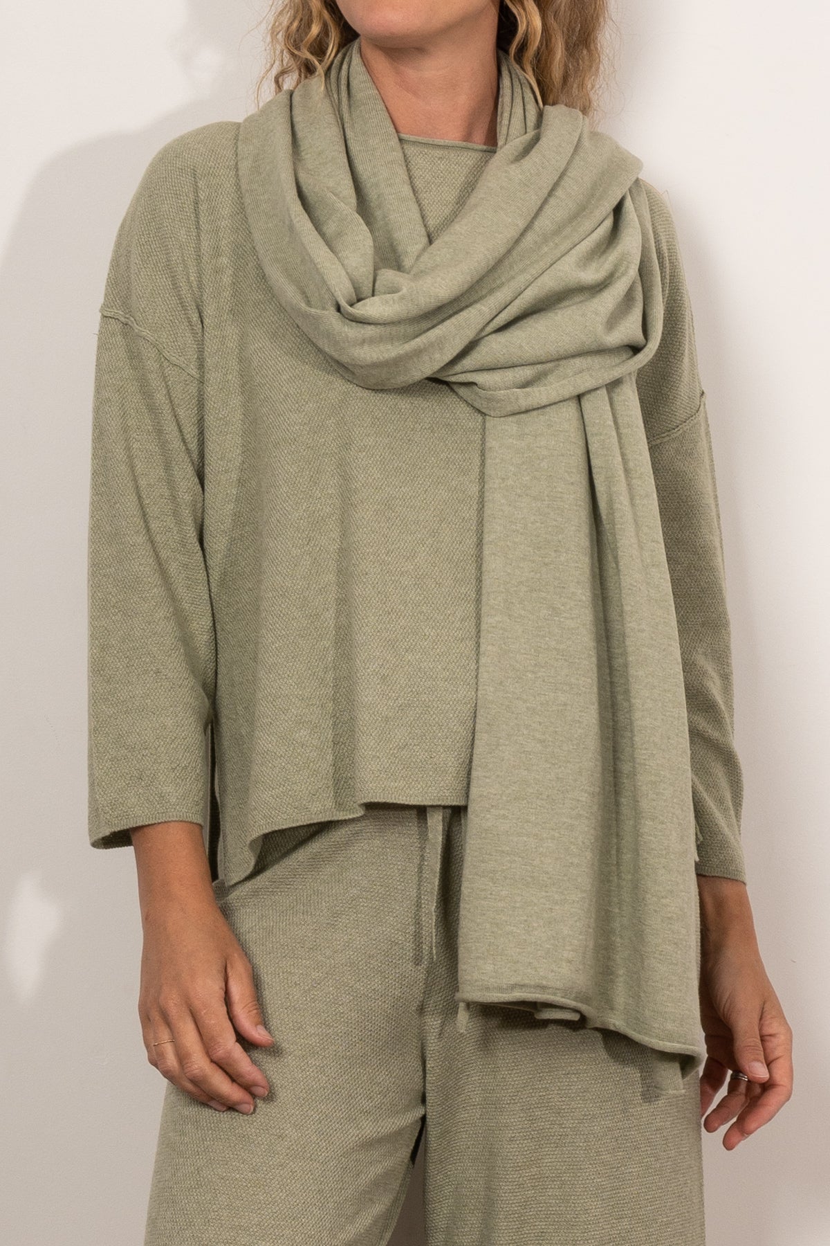 Premium Talamaya Merino Wool Wrap - Soft & Warm Winter Shawl for Women - Perfect for Cozy Evenings, Travel & Outdoor Adventures