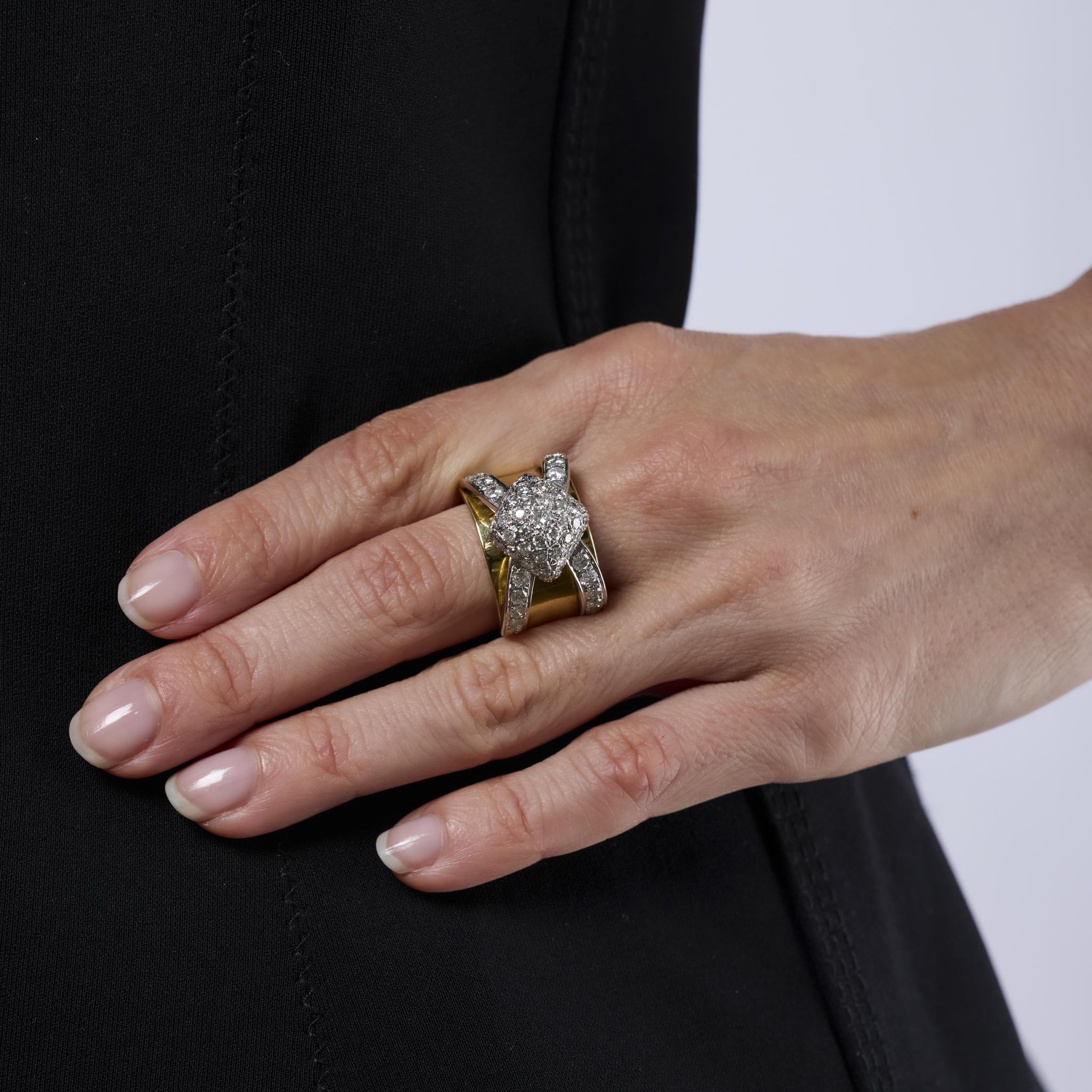 Vintage 2.70 Carat Diamond 18K Yellow Gold Cocktail Ring for Women - Elegant Statement Jewelry for Parties, Weddings & Special Occasions