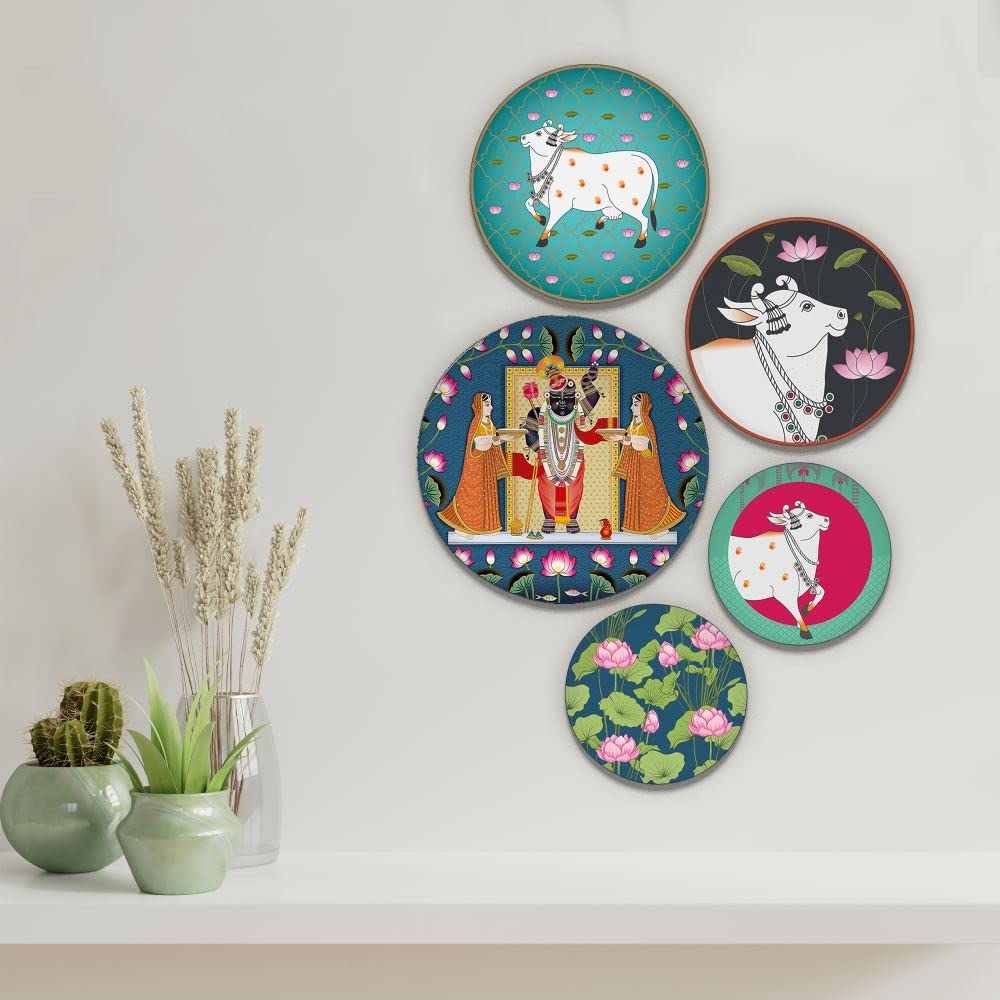 Handmade Pichwai Iron Wall Art Plates Set of 5 - Traditional Indian Metal Wall Decor for Living Room, Bedroom & Dining Room - Rustic Home Decor Accent - Perfect for Boho, Ethnic & Spiritual Interior Design Themes