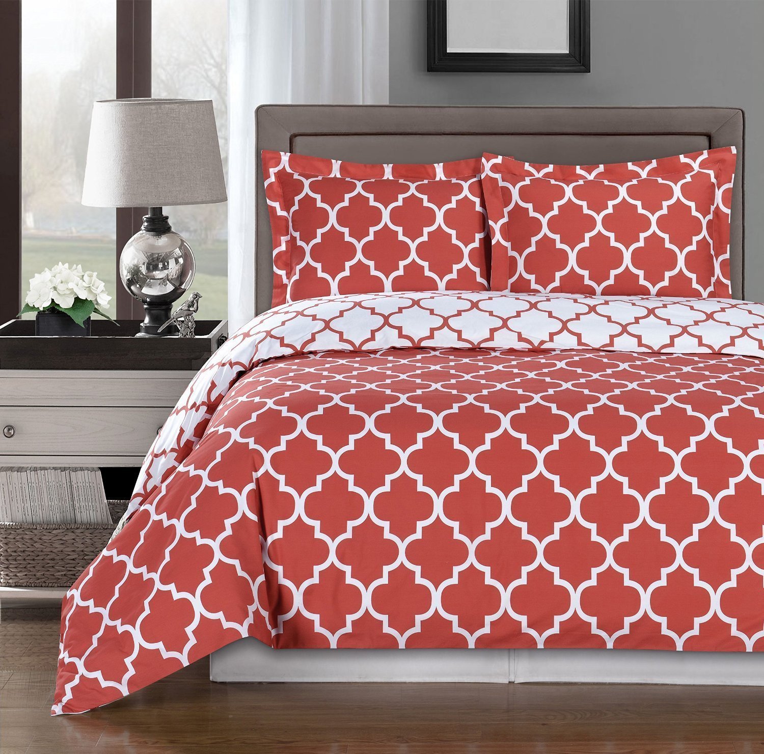 Royal Hotel Bedding 4-Piece Comforter Set - Coral & White Meridian Design, 100% Cotton, 300 Thread Count, Full/Queen Size | Luxury Bedding for Hotels, Guest Rooms & Master Bedrooms