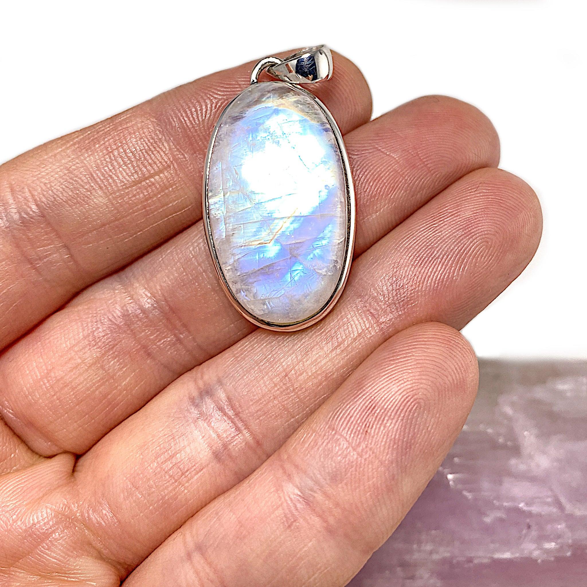 Moonstone Oval Pendant Necklace PPGJ338 – Elegant Healing Crystal Jewelry for Women, Perfect for Gifts, Meditation & Spiritual Healing