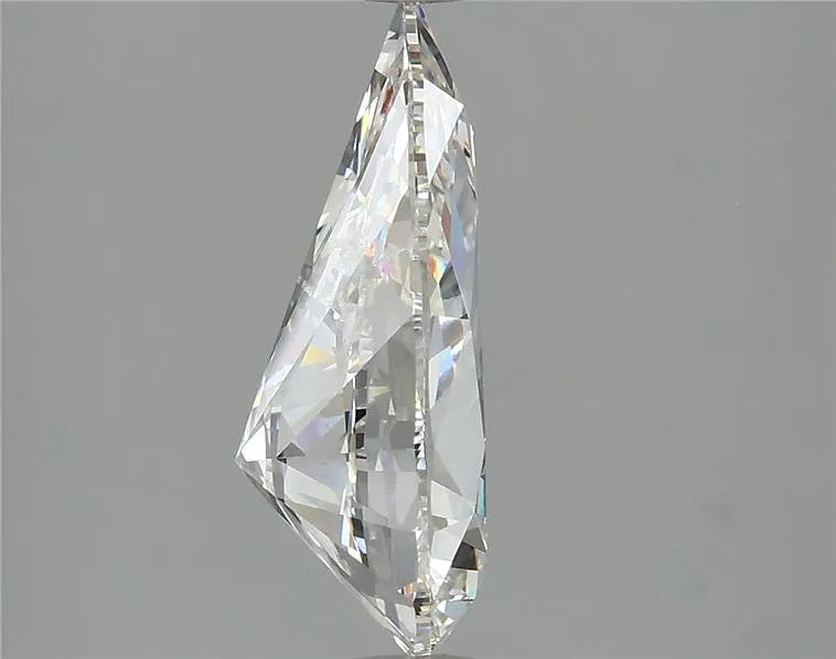 3.23 Carats Natural Pear Diamond - Elegant & Sparkling Jewelry for Engagement Rings, Necklaces & Special Occasions