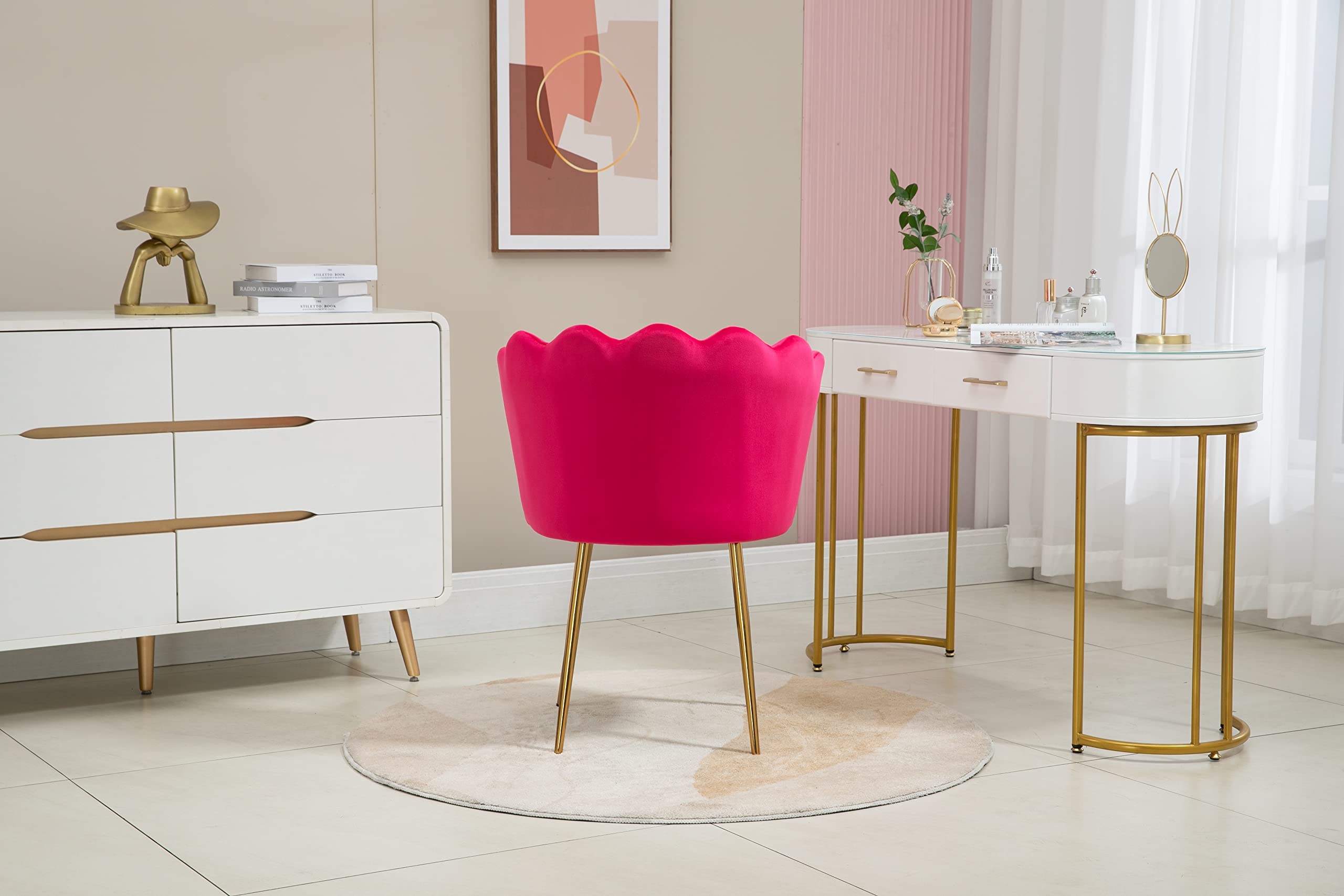 Modern Velvet Vanity Chair with Golden Metal Legs & Petal Back - Comfy Upholstered Armchair for Bedroom, Dining Room, Makeup Desk - Rose Red Accent Chair for Women, Girls & Kids - Perfect for Dressing Tables, Bedroom Seating & Home Decor