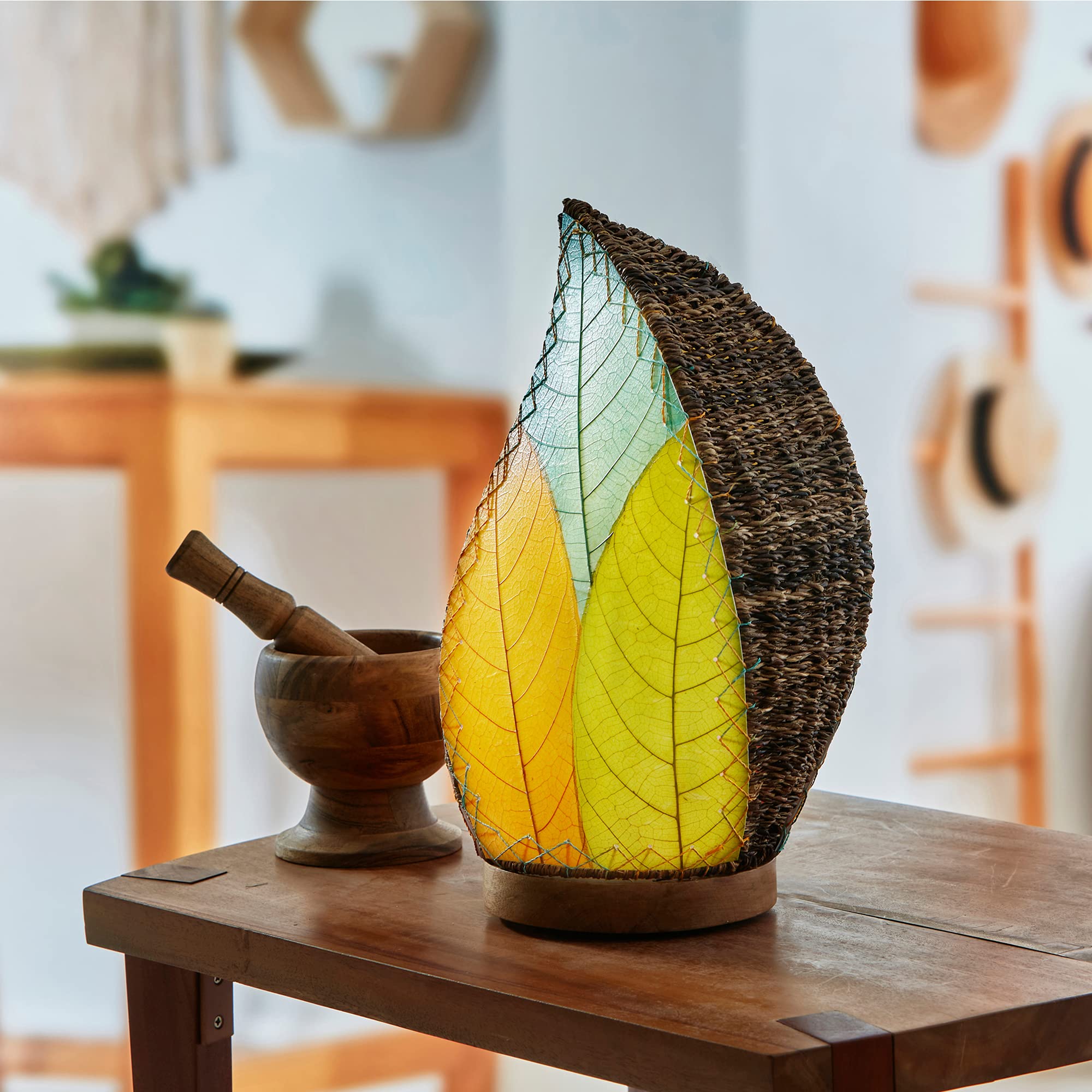 Eangee Home Design 5x7x14 Inch Real Leaf Table Lamp Shade - Natural Botanical Decor for Living Room, Bedroom & Office Lighting