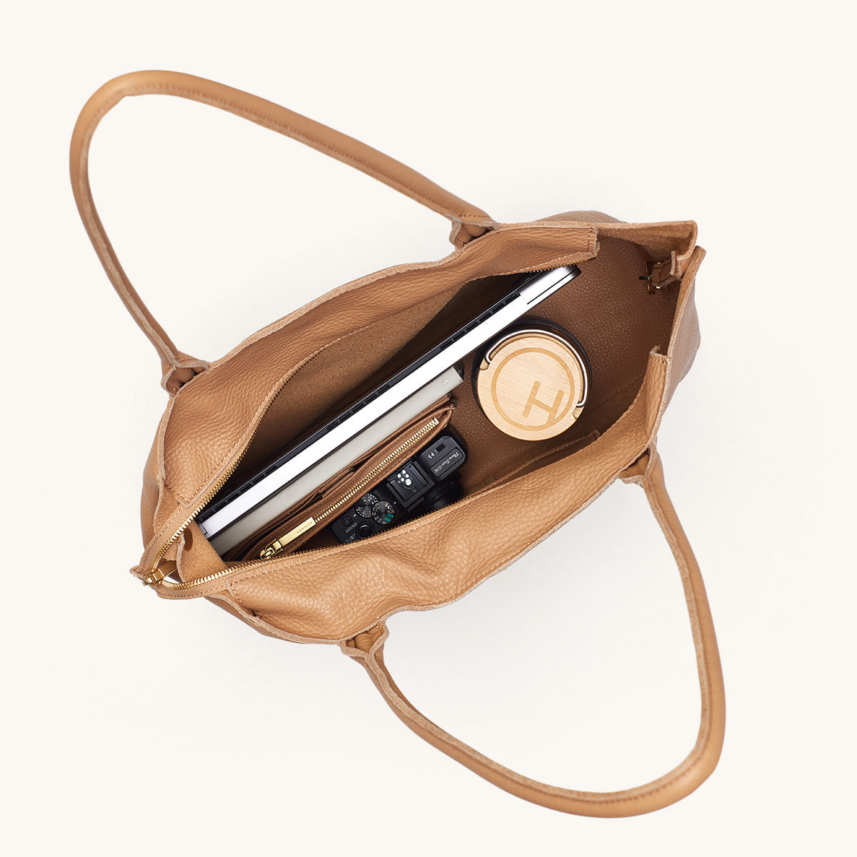 Oliver Zip Wallet in Toast Tan & Brushed Gold - Slim RFID Blocking Leather Card Holder for Everyday Use & Travel