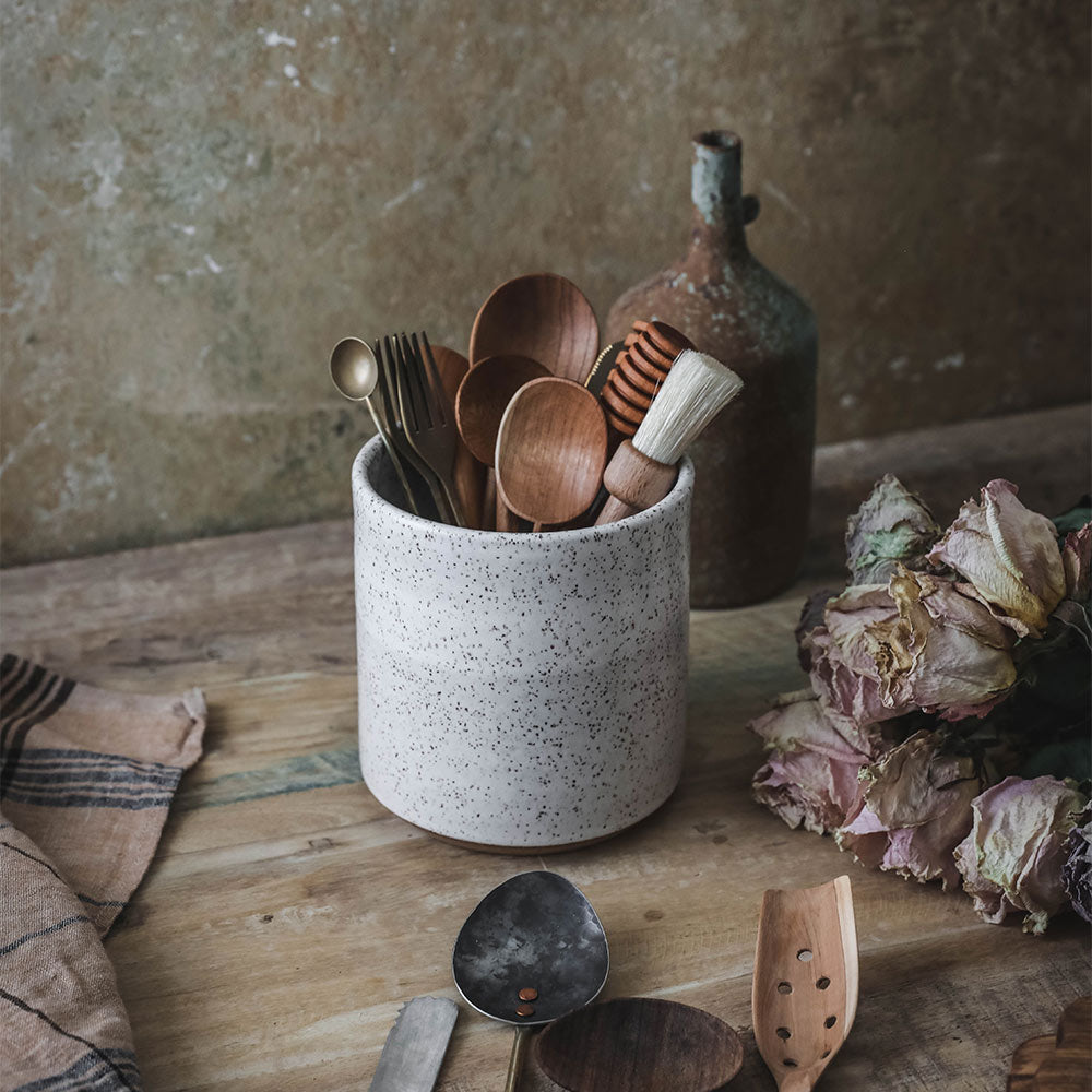 Premium Ceramic Kitchen Utensil Holder - Stylish Countertop Organizer for Spoons, Forks & Cooking Tools - Perfect for Modern Kitchens & Dining Areas