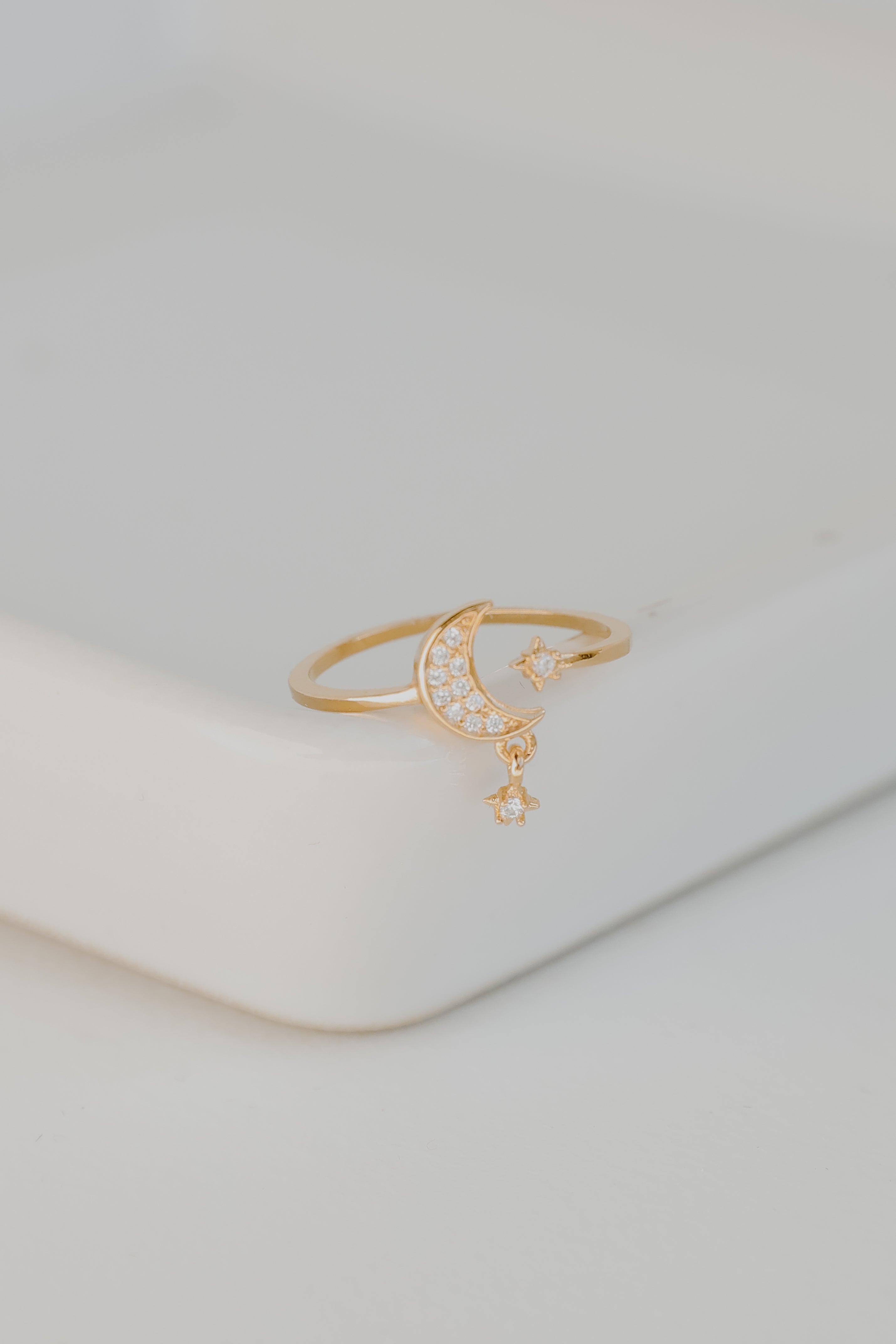 Anna Gold Rhinestone Star & Moon Ring for Women – Elegant Celestial Jewelry for Parties, Date Nights & Gifts | Dainty Stackable Ring Trendy Fashion Accessory