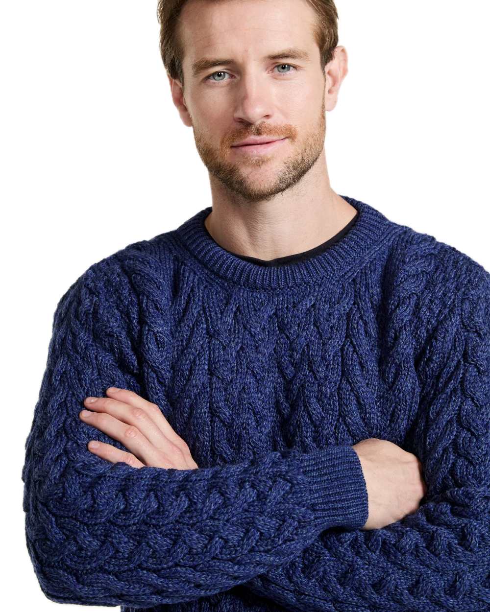 Aran Merino Wool Crew Neck Sweater for Men & Women - Soft Warm Winter Pullover for Outdoor Activities & Casual Wear