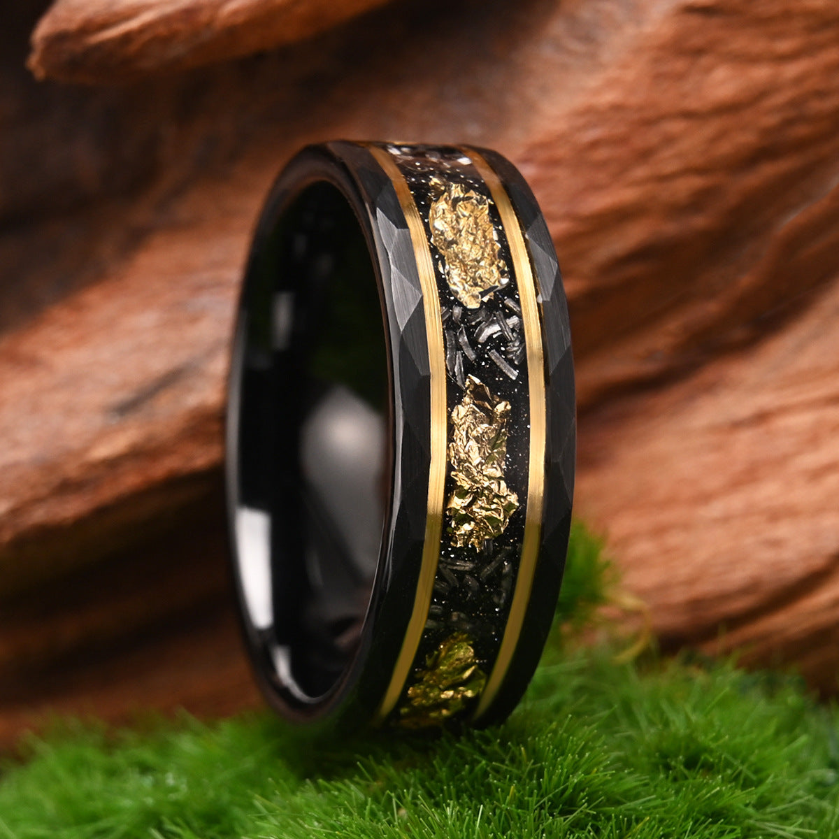 8mm Tungsten Gold Men's Wedding Band - Flat Hammered Black Ring with Meteorite & Platinum Inlay - Durable Comfort Fit Ring for Grooms, Anniversaries & Special Occasions