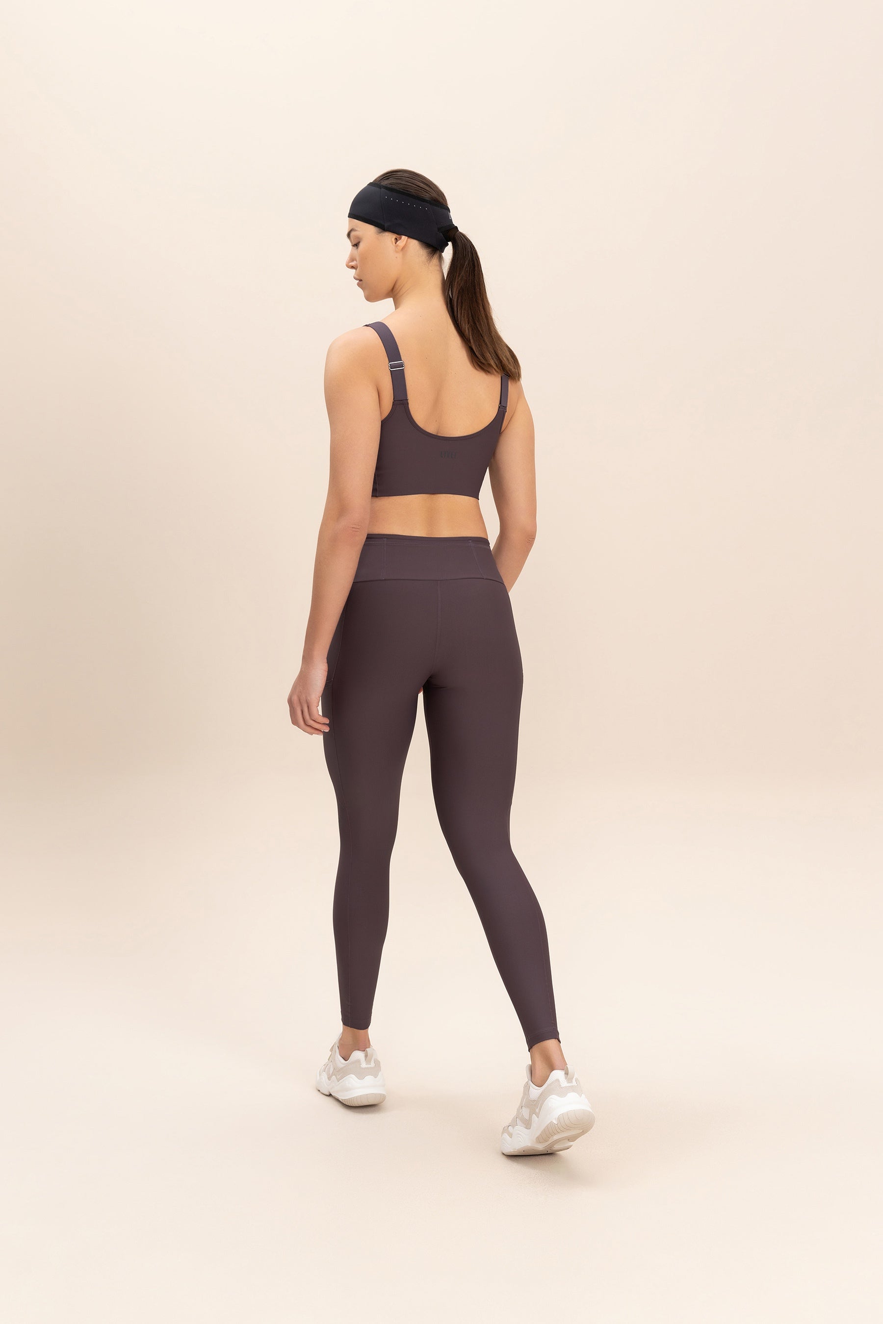 6 Pockets High-Speed Running Leggings for Women - Comfortable Workout Yoga Pants with Phone Holder - Perfect for Gym, Jogging & Outdoor Activities