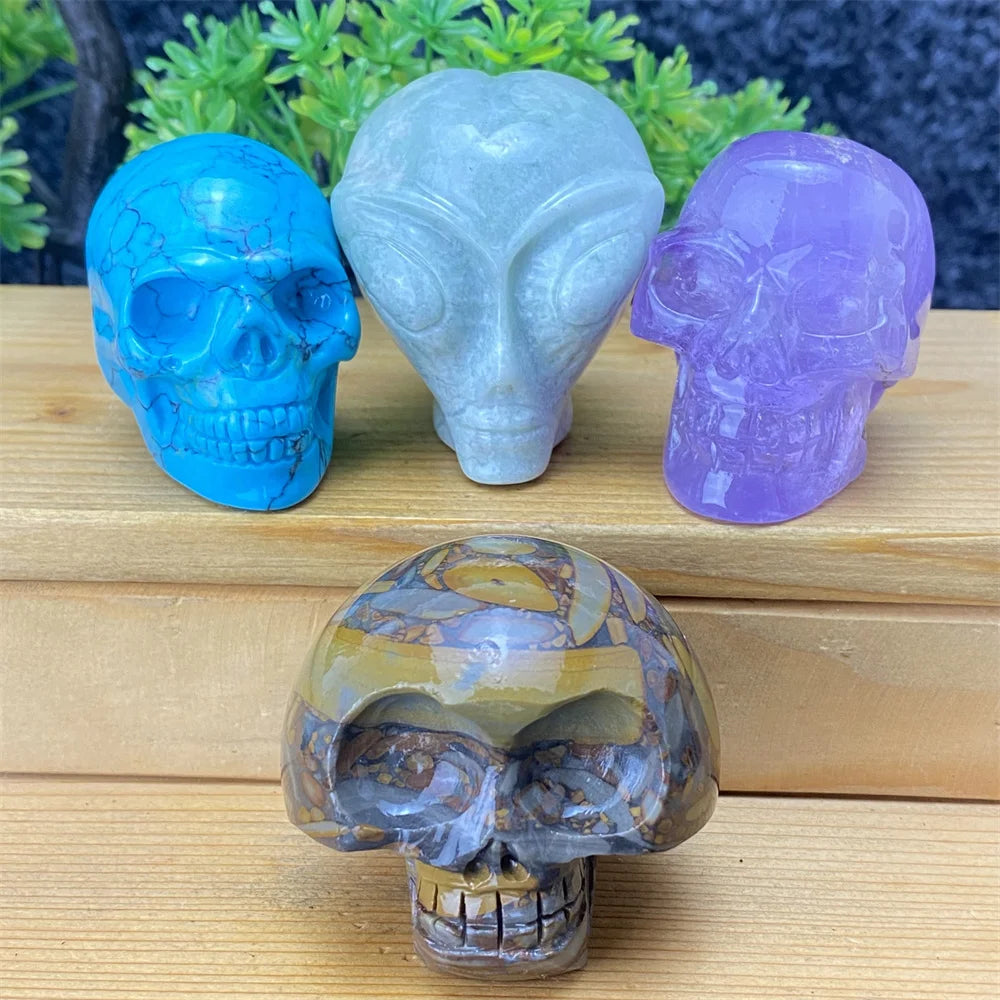 Natural Crystal Hand-Polished Carved Skull - Halloween Decor, Home Decor, Spiritual Healing Stone, Unique Holiday Gift for Collectors & Witches - Perfect for Altars, Meditation & Gothic Decorations