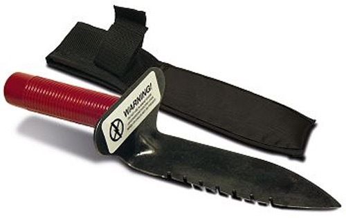 Lesche Combo Kit with Serrated T-Handle Shovel & Digging Tool - Right Serrated Edge with Holster - Perfect for Metal Detecting, Archaeology, and Outdoor Treasure Hunting