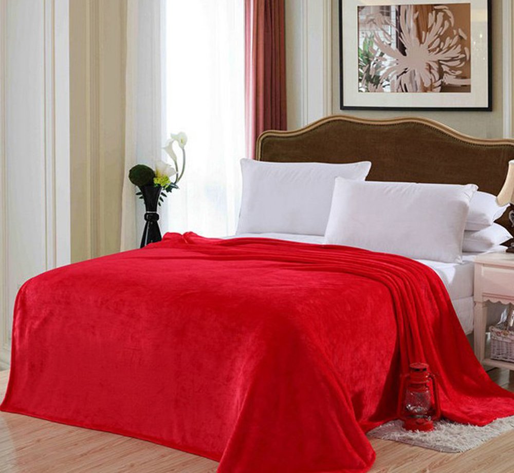 Premium Full Size Fleece Blanket - Ultra Soft Flannel Plush Microfiber Blanket for Double Bed, Lightweight & Cozy - Perfect for Home, Sofa, Couch & Travel - Red Color - Ideal for Winter Nights, Movie Time & Camping