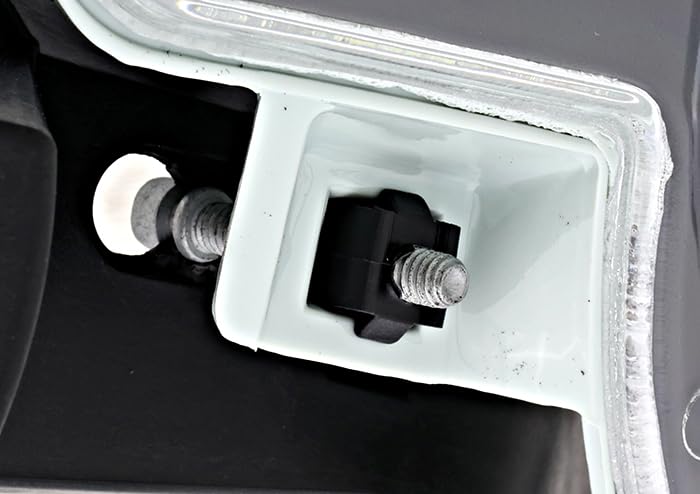 Chevrolet Chevy Avalanche Fog Lights Replacement Kit - Driver & Passenger Side Compatible with 2002-2006 Models | Durable All-Weather Fog Lamps for Enhanced Night Driving Safety