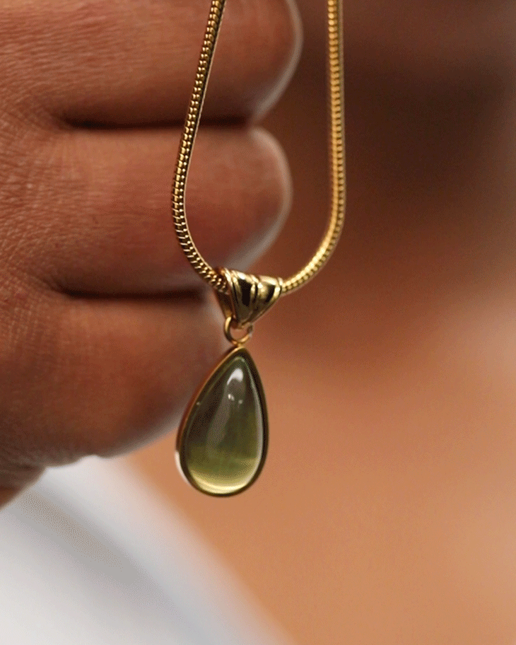 Elegant Waterdrop Necklace Set for Women - Sterling Silver Pendant Jewelry Gift for Her - Perfect for Weddings, Anniversaries & Special Occasions