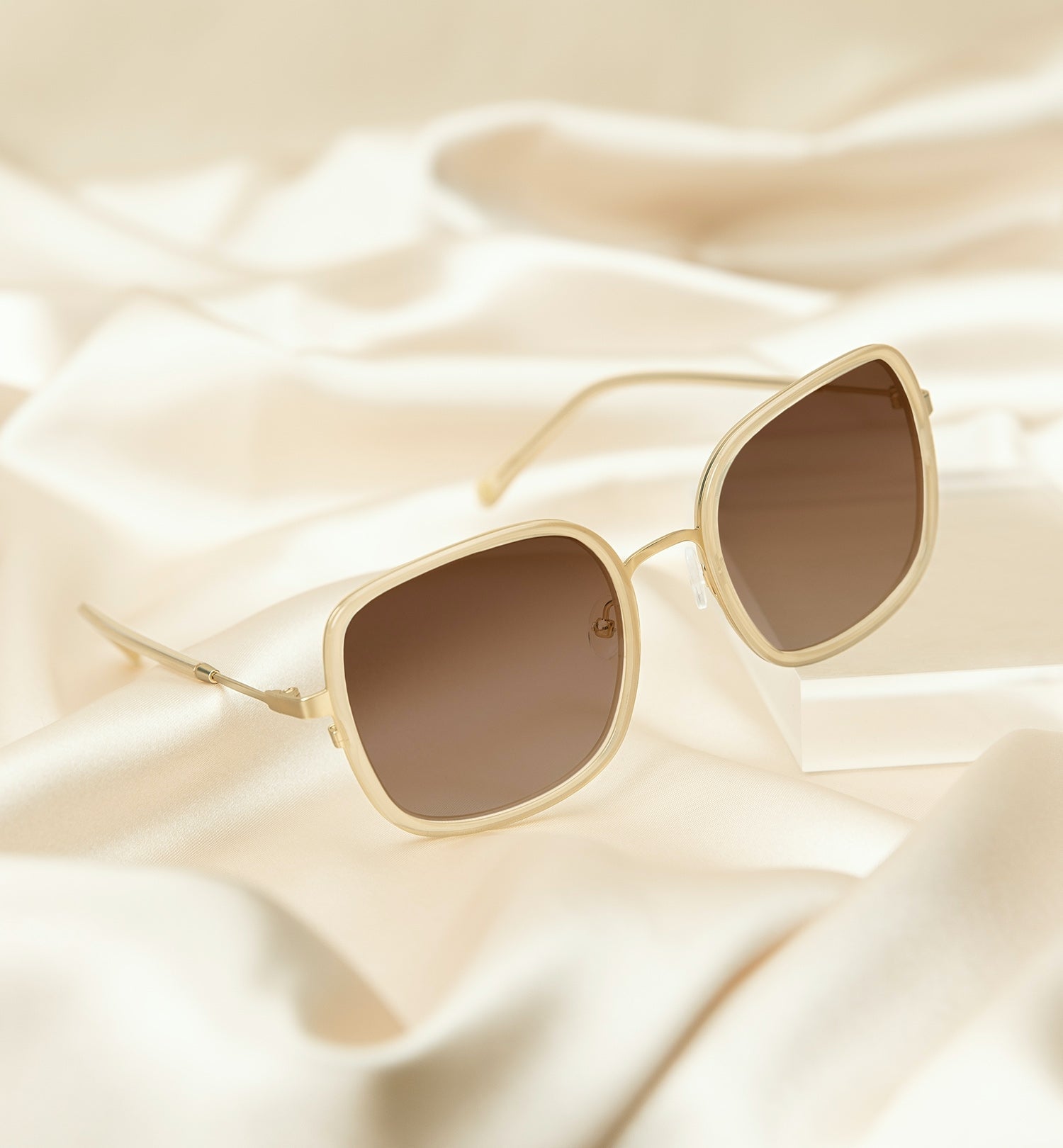 Geraldine Sunglasses for Women - UV Protection, Polarized, Fashionable - Perfect for Beach, Driving & Outdoor Activities