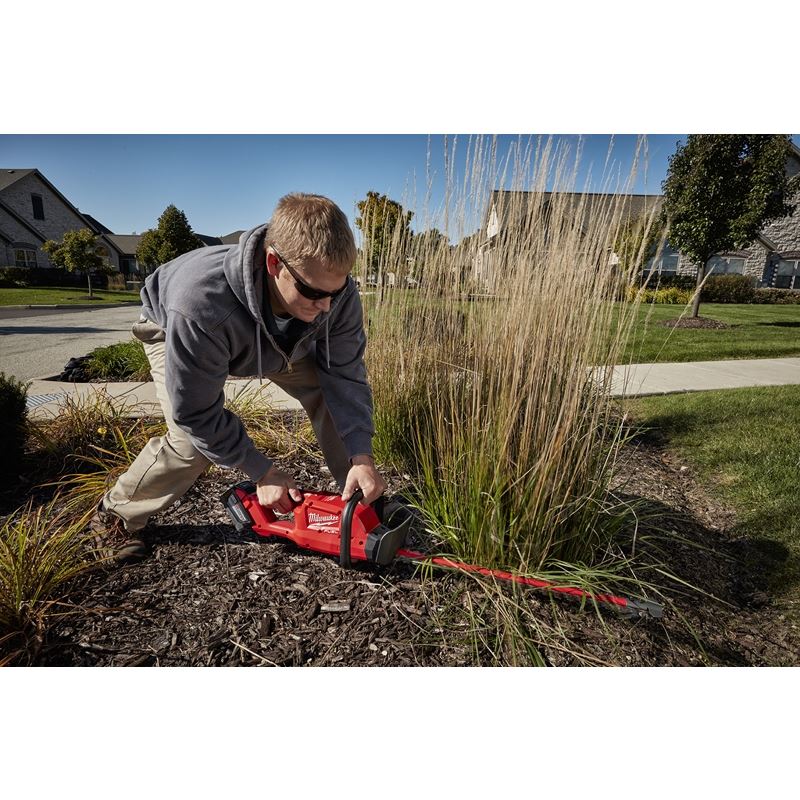 M18 FUEL 18V Brushless Cordless Hedge Trimmer (Tool Only) - 20