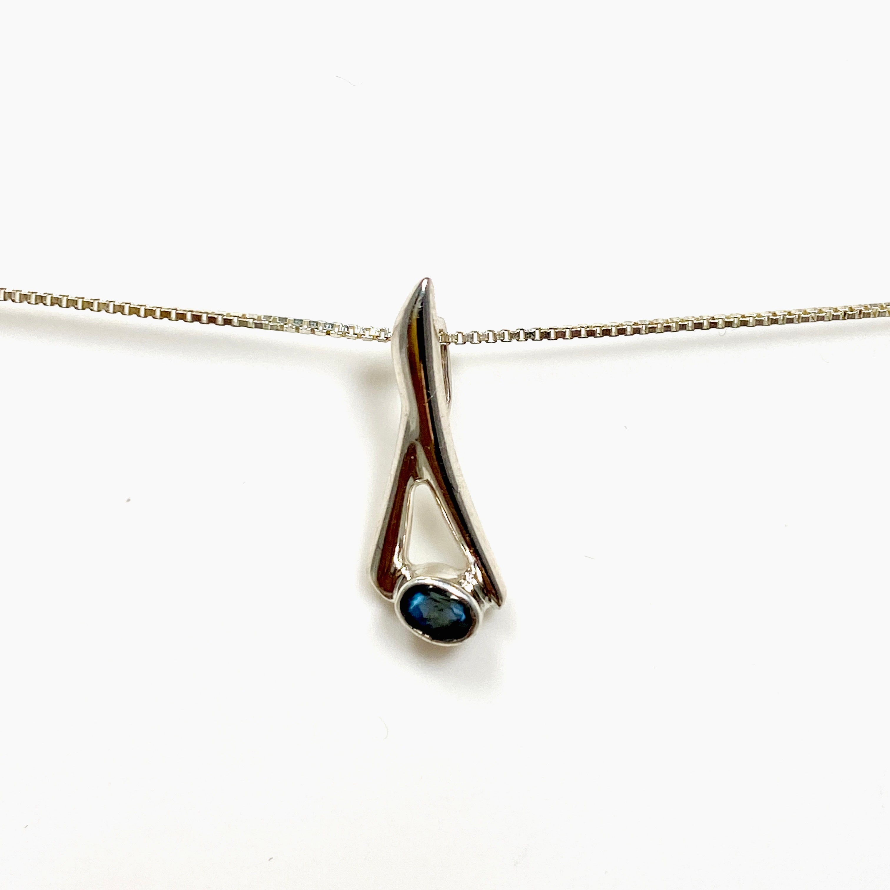 Natural Alexandrite Oval Faceted Pendant Necklace - 14K Gold Plated BTP 38 - Perfect for Anniversary Gifts & Special Occasions