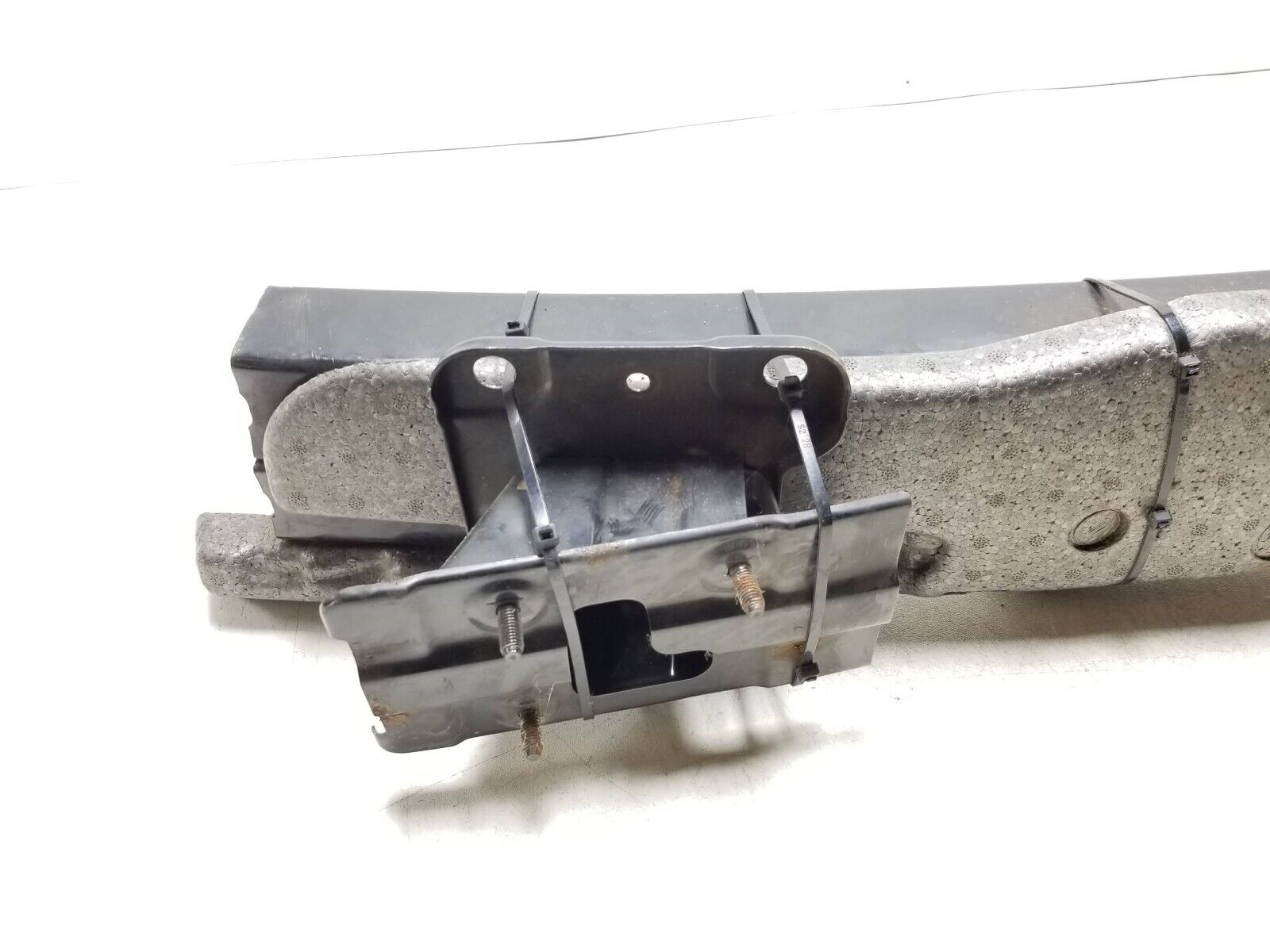 2006-2010 Hyundai Azera Rear Bumper Reinforcement Absorber Bar - OEM Replacement Part for Crash Protection & Safety | Perfect for Accident Repairs & Vehicle Maintenance