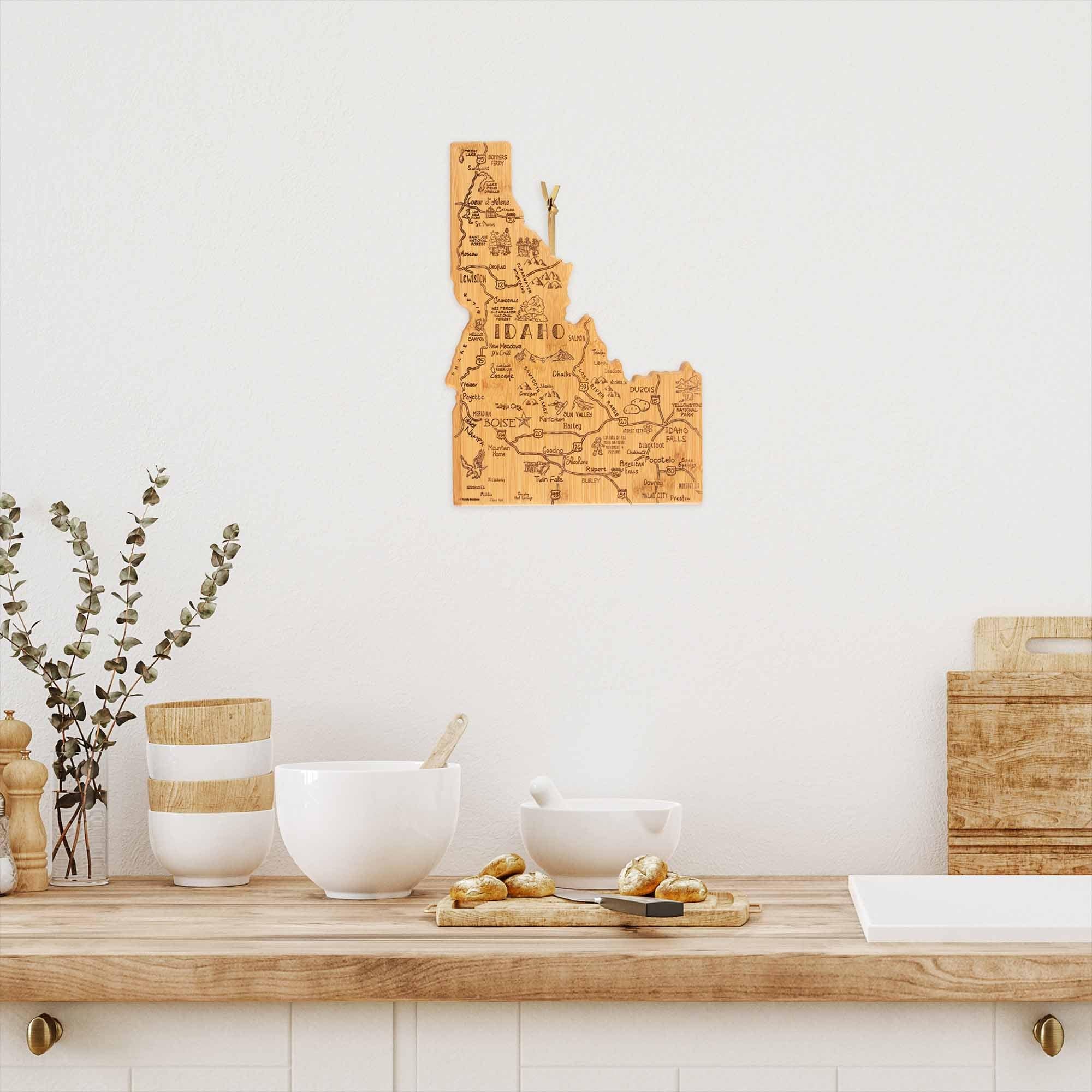 Premium Idaho-Themed Wooden Cutting Board - 15