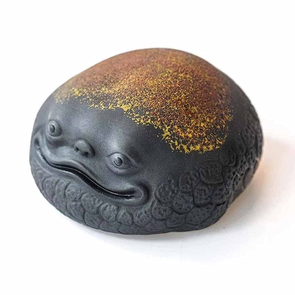 LIHDESTB Purple Sand Golden Toad Tea Pet - Feng Shui Lucky Tea Table Accessory for Tea Ceremony, Home Decor & Zen Meditation | Perfect for Tea Lovers, Office Desk & Gift Giving