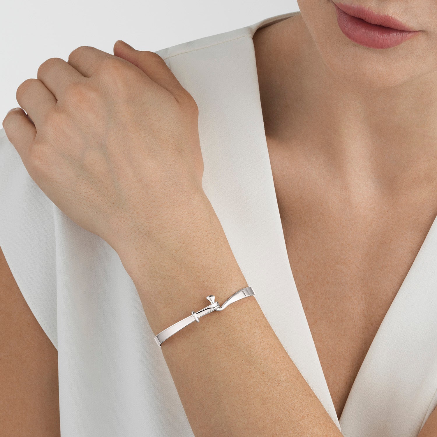 Silver Torun Bracelet for Women - Elegant Adjustable Bangle for Everyday Wear, Gift & Special Occasions