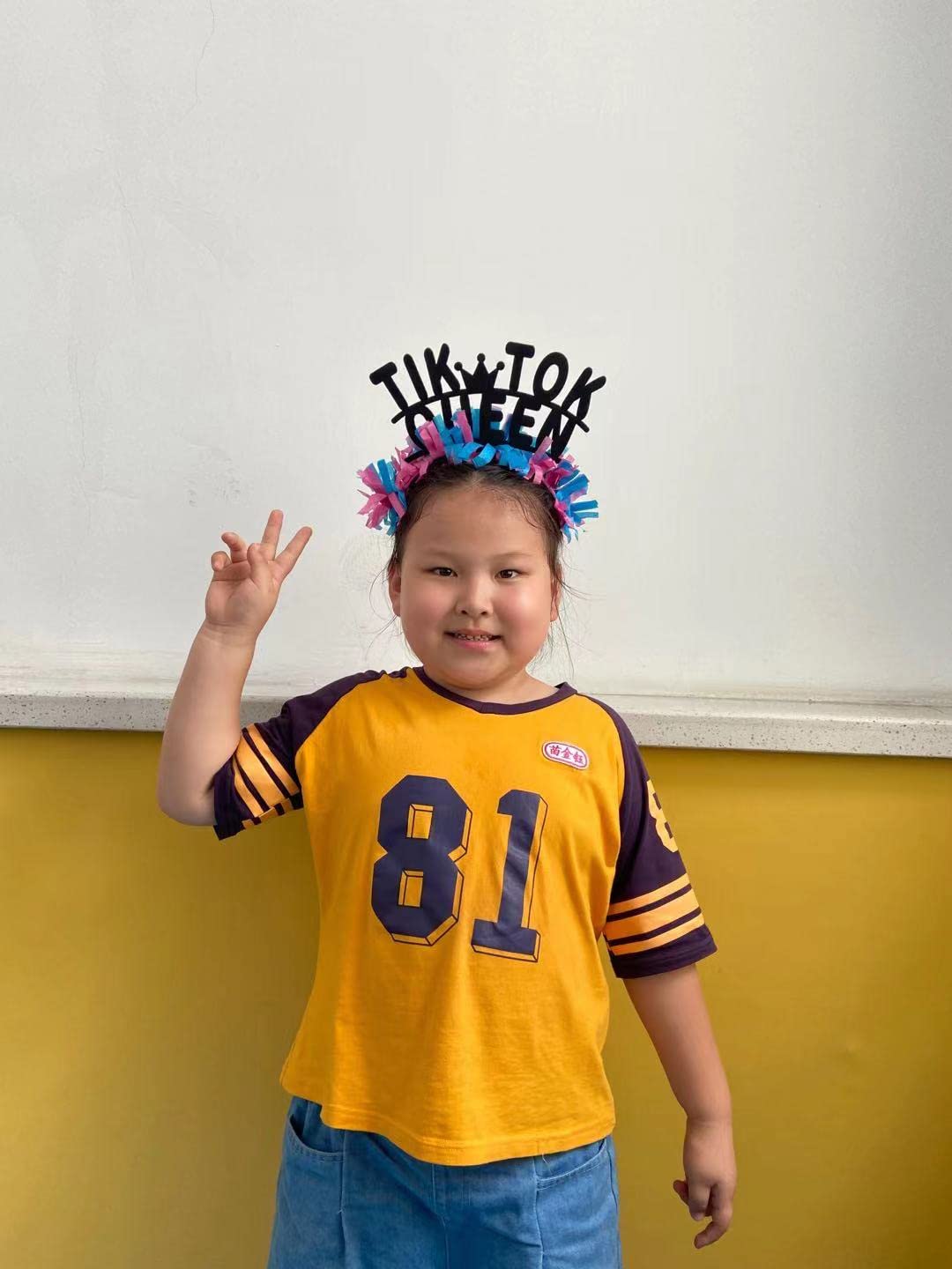 ULBGHLB Happy Birthday Headband - Fun Party Supplies for Boys, Girls, Kids & Baby Showers - Brown Birthday Party Decorations - Perfect for TikTok Music Parties, Birthday Celebrations & Special Events