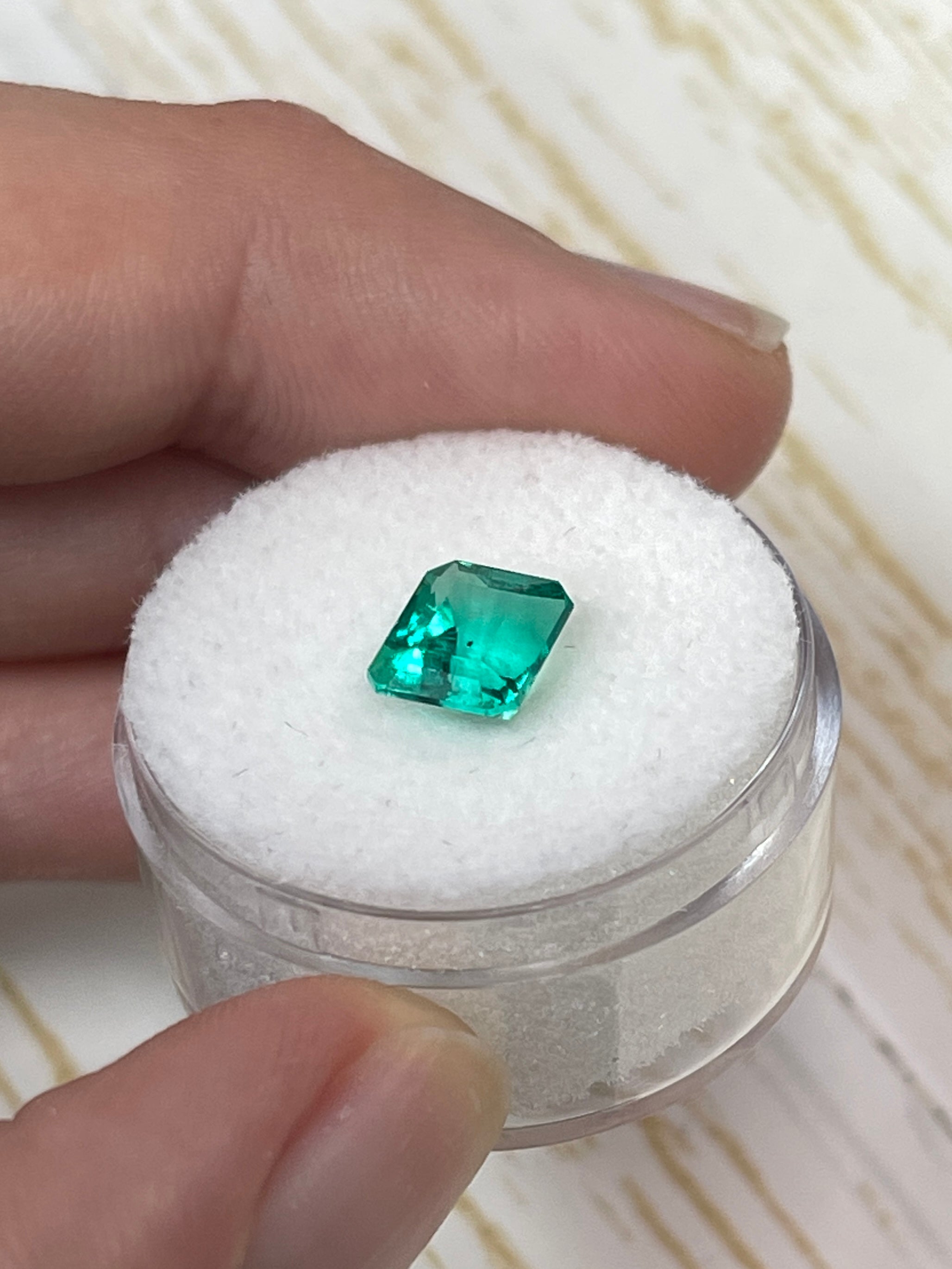 1.66 Carat RARE Certified Butterfly Effect/Drop of Oil Muzo Green Natural Loose Colombian Emerald Gemstone - Perfect for Engagement Rings, Fine Jewelry & Collector's Pieces