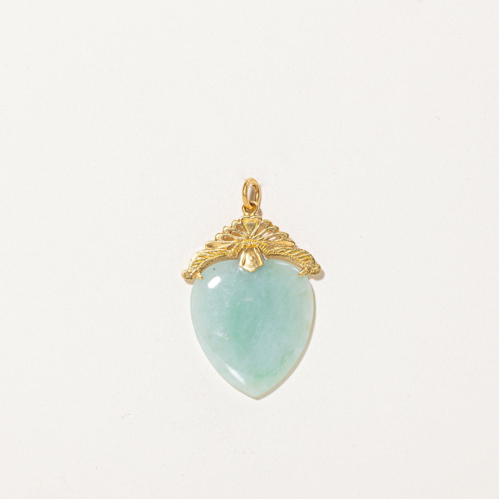 24K Gold Heart Cut Jadeite Pendant Necklace - 35.00 Carat Natural Green Jade Jewelry for Women | Perfect Gift for Anniversary, Valentine's Day & Special Occasions